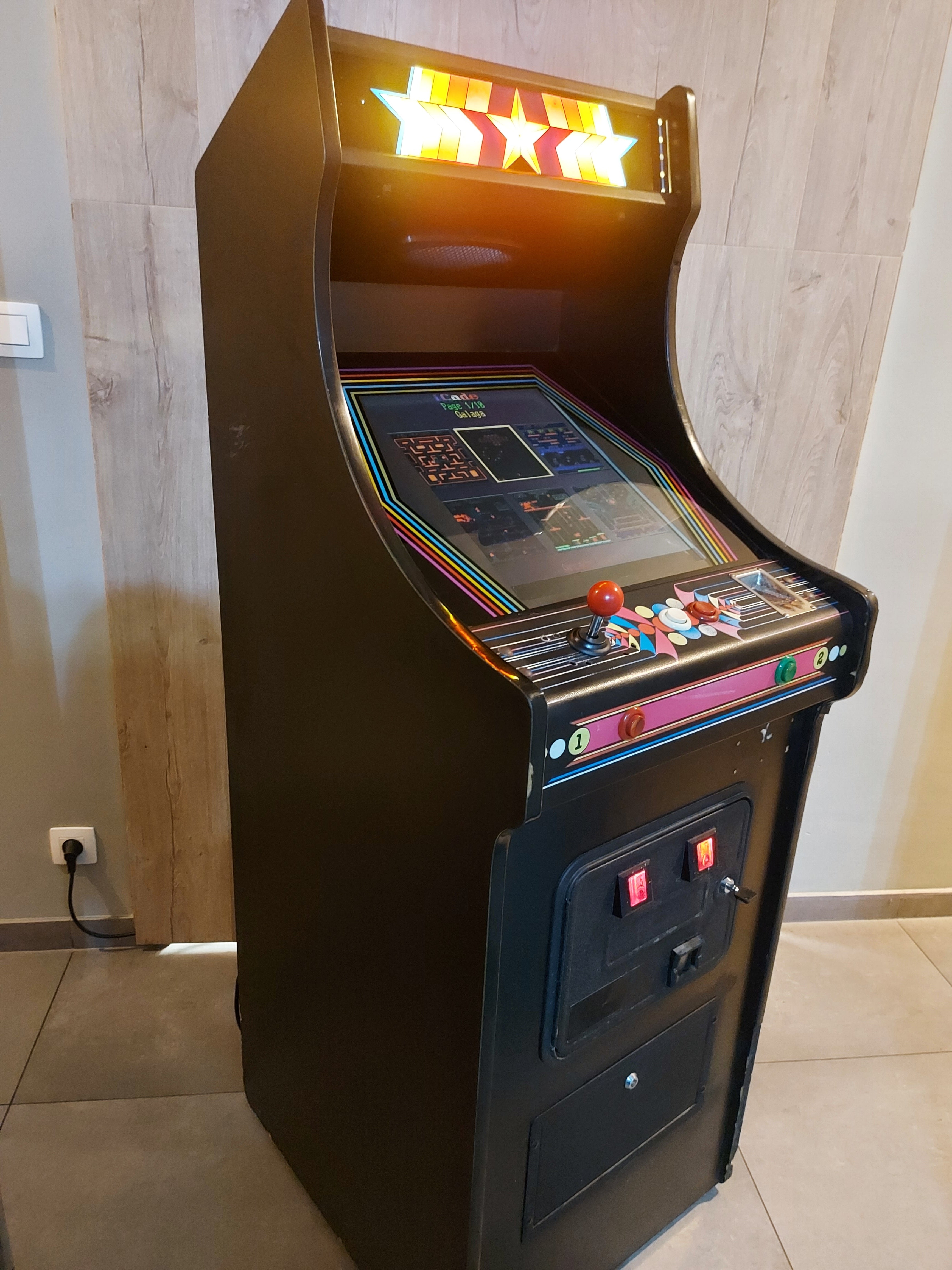Old school Arcadekast '80s