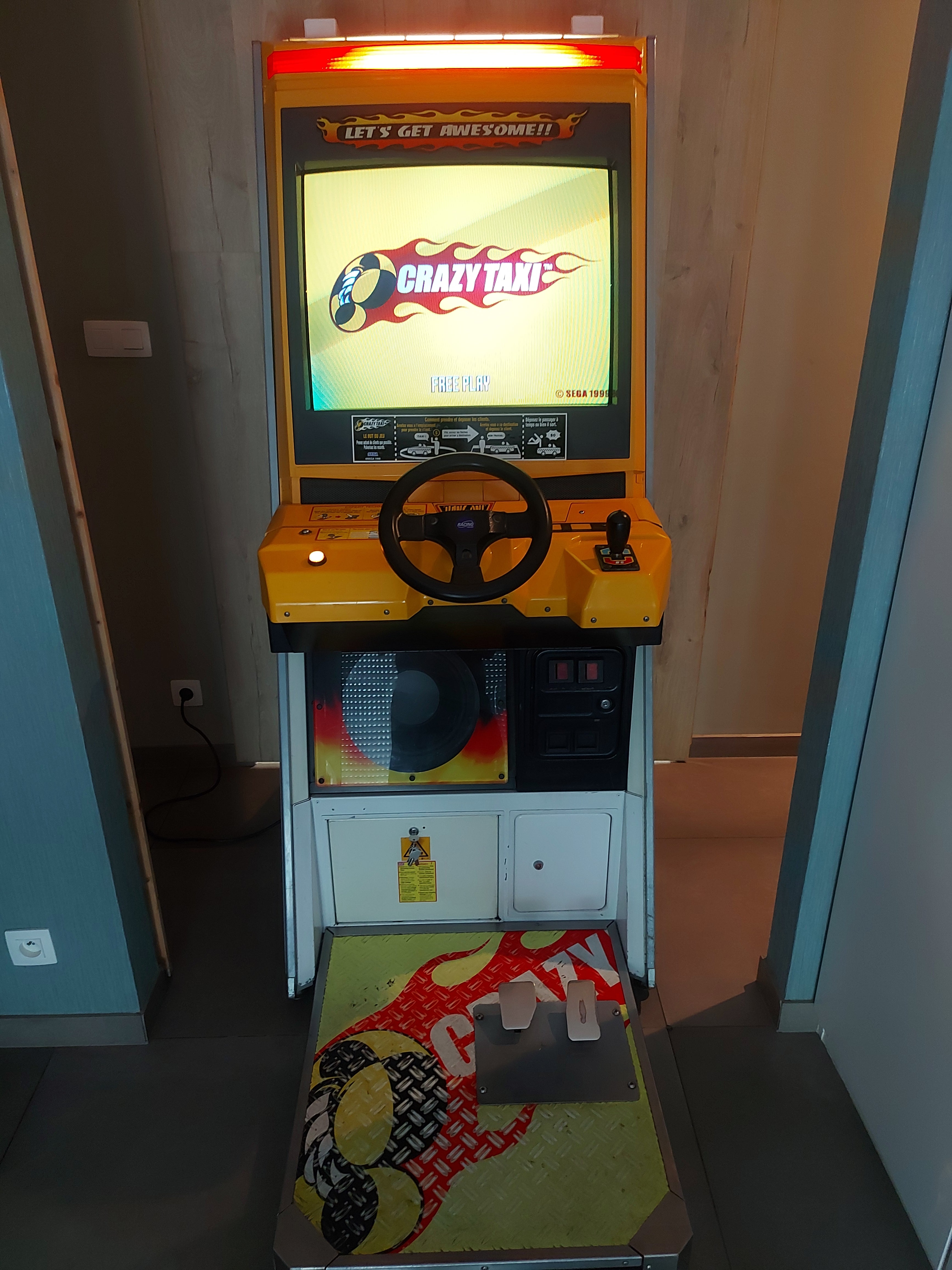 SEGA CRAZY TAXI ARCADE