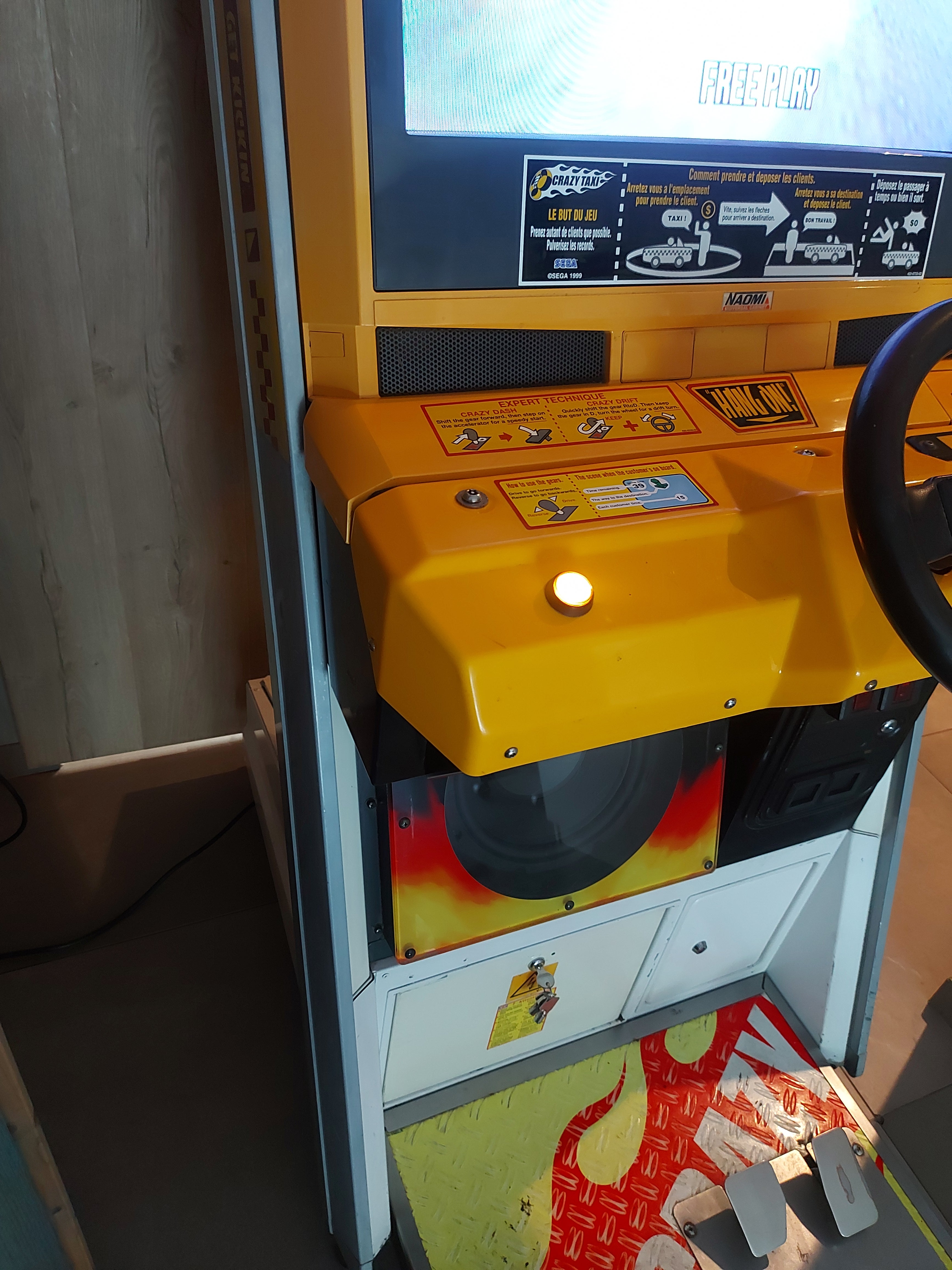 SEGA CRAZY TAXI ARCADE