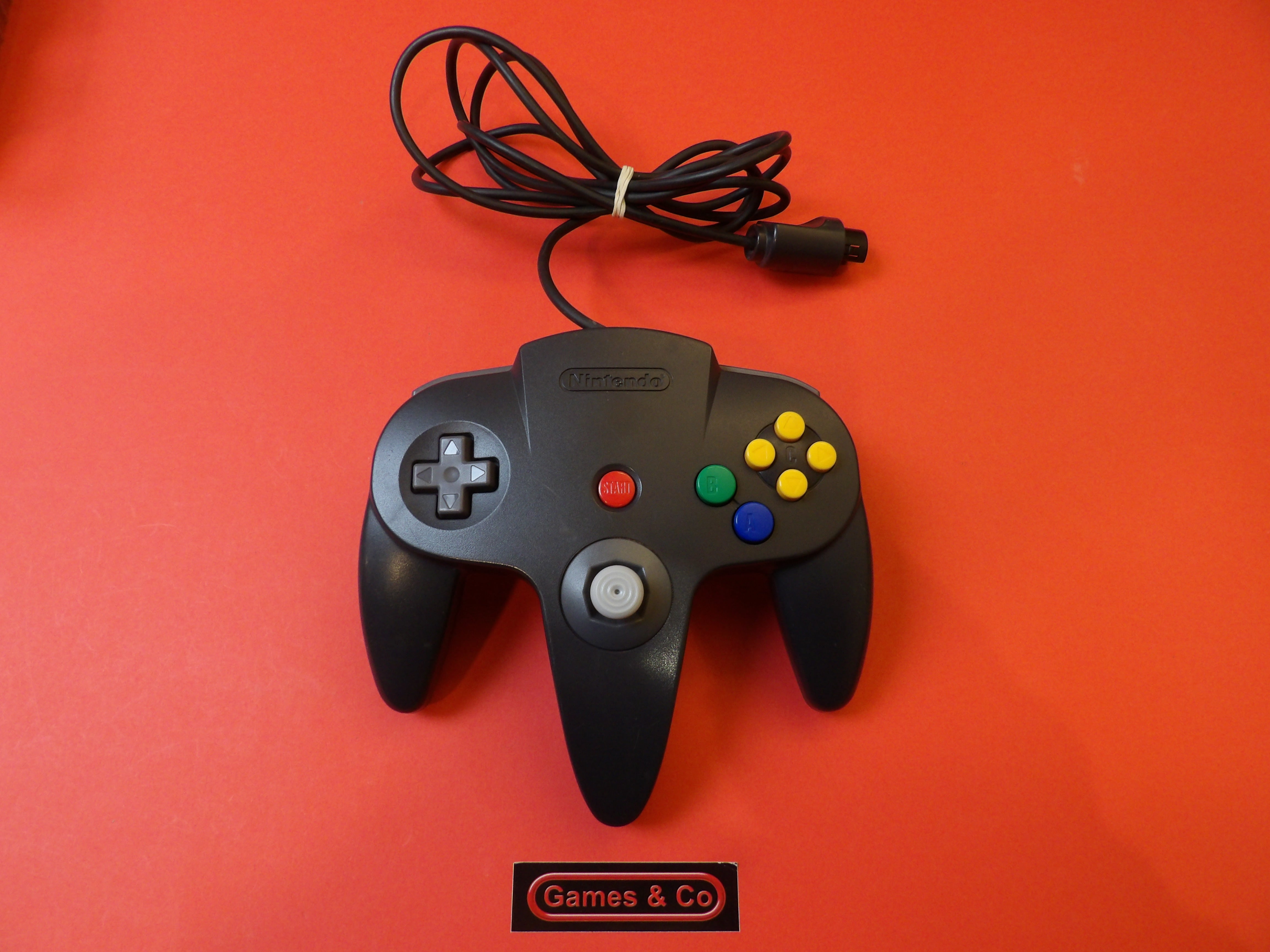 NINTENDO 64 CONTROLLER