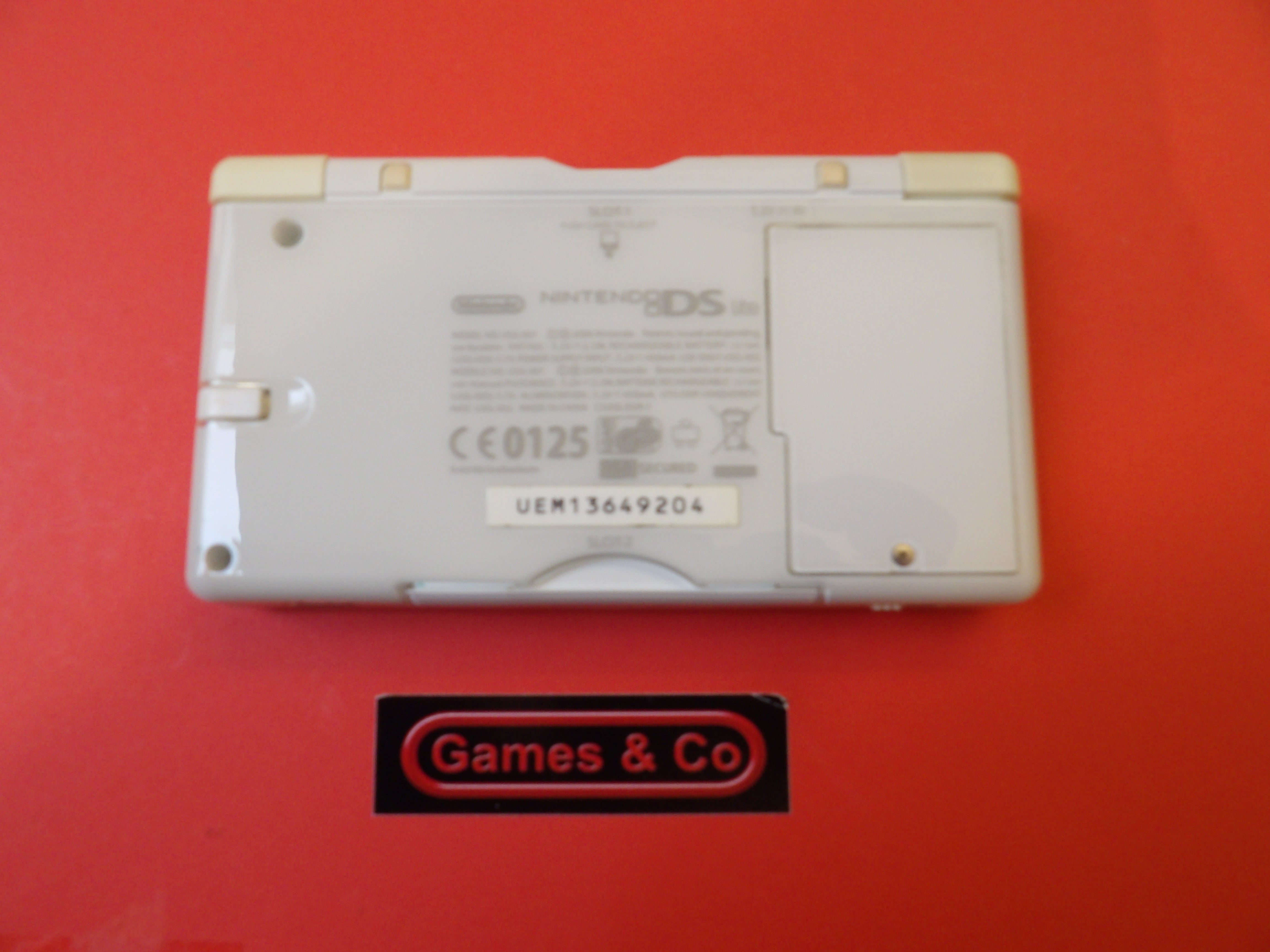 NINTENDO DS LITE CONSOLE