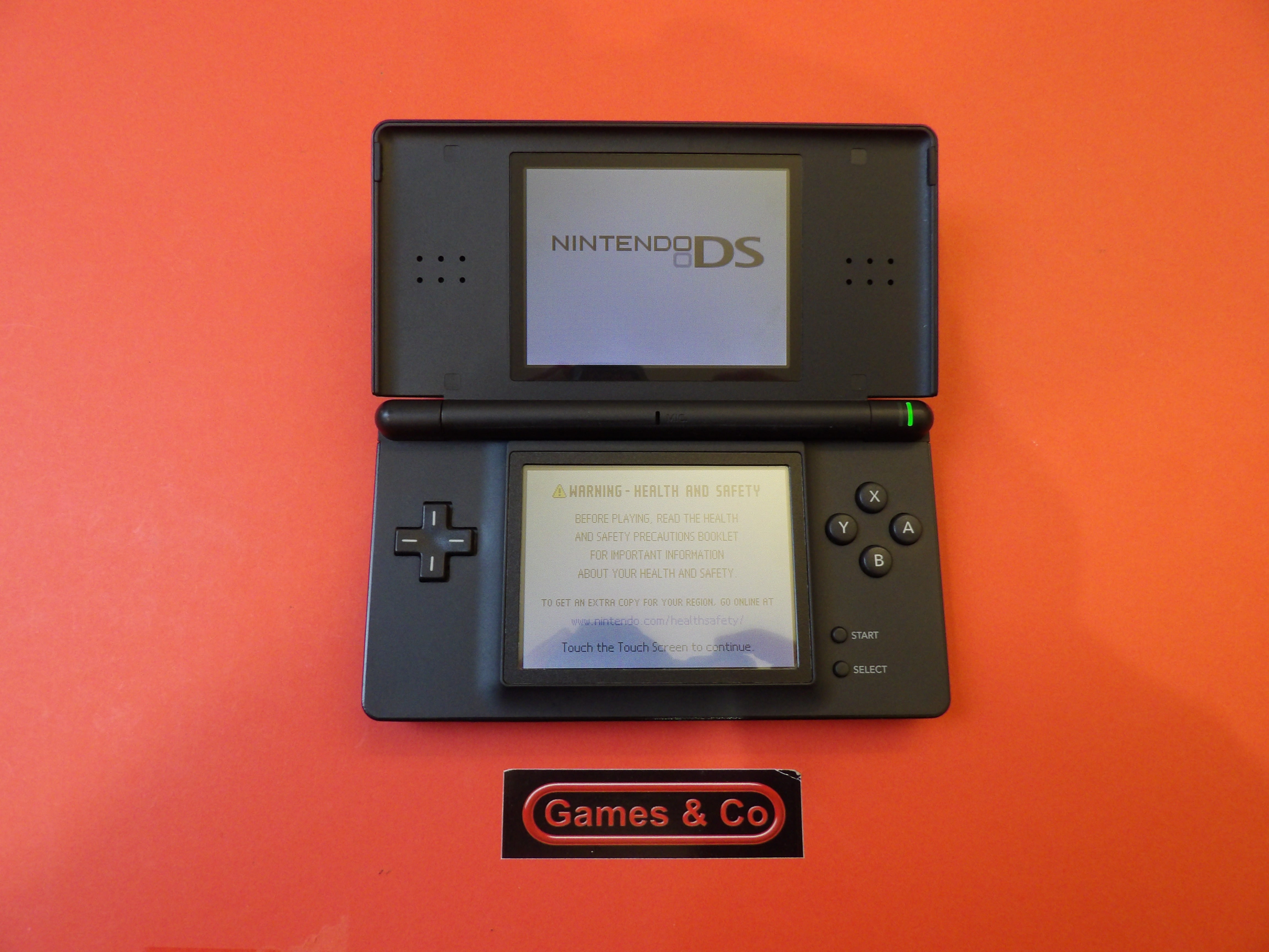 NINTENDO DS LITE CONSOLE