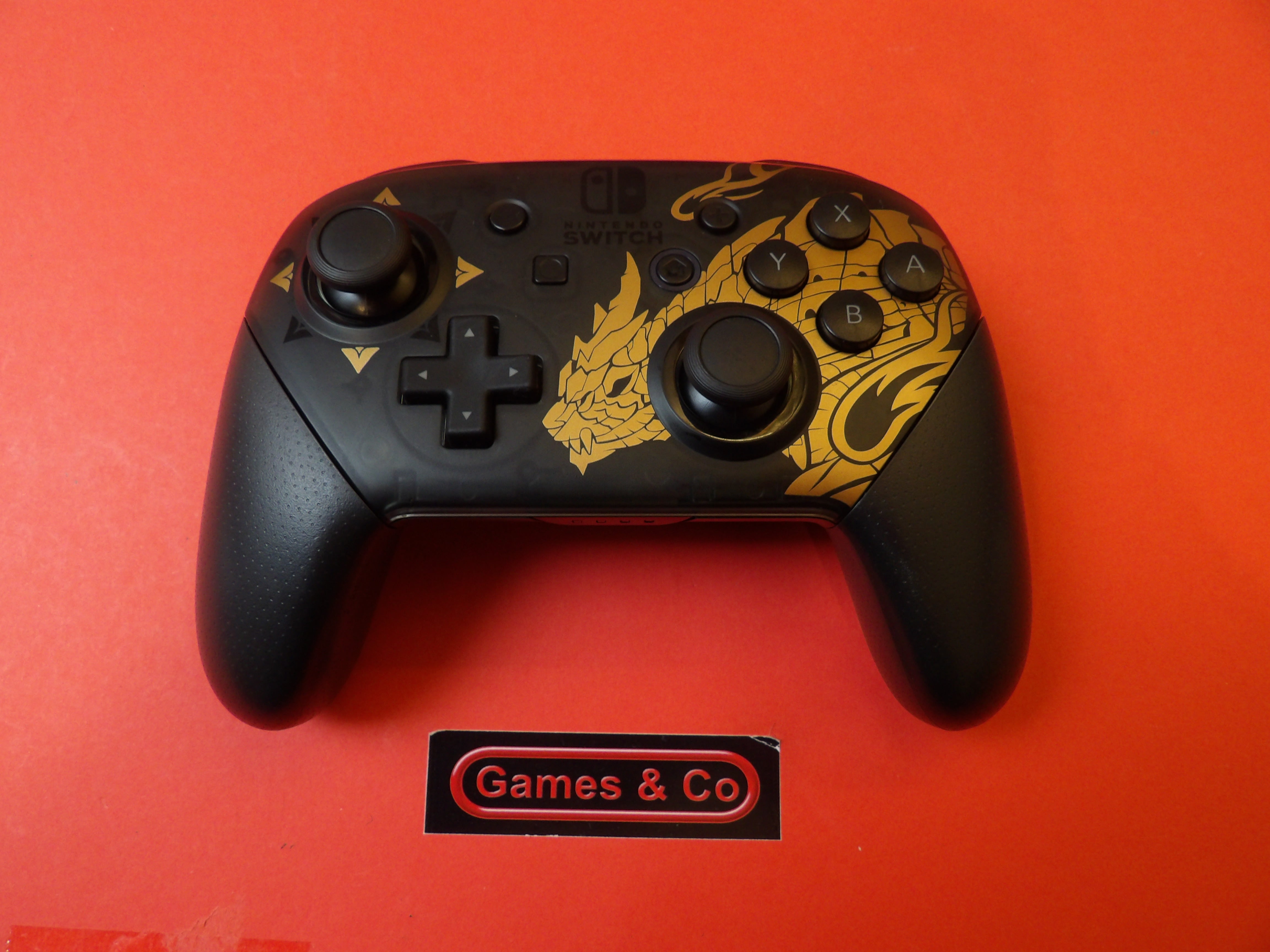 NINTENDO SWITCH CONTROLLER MONSTER HUNTER