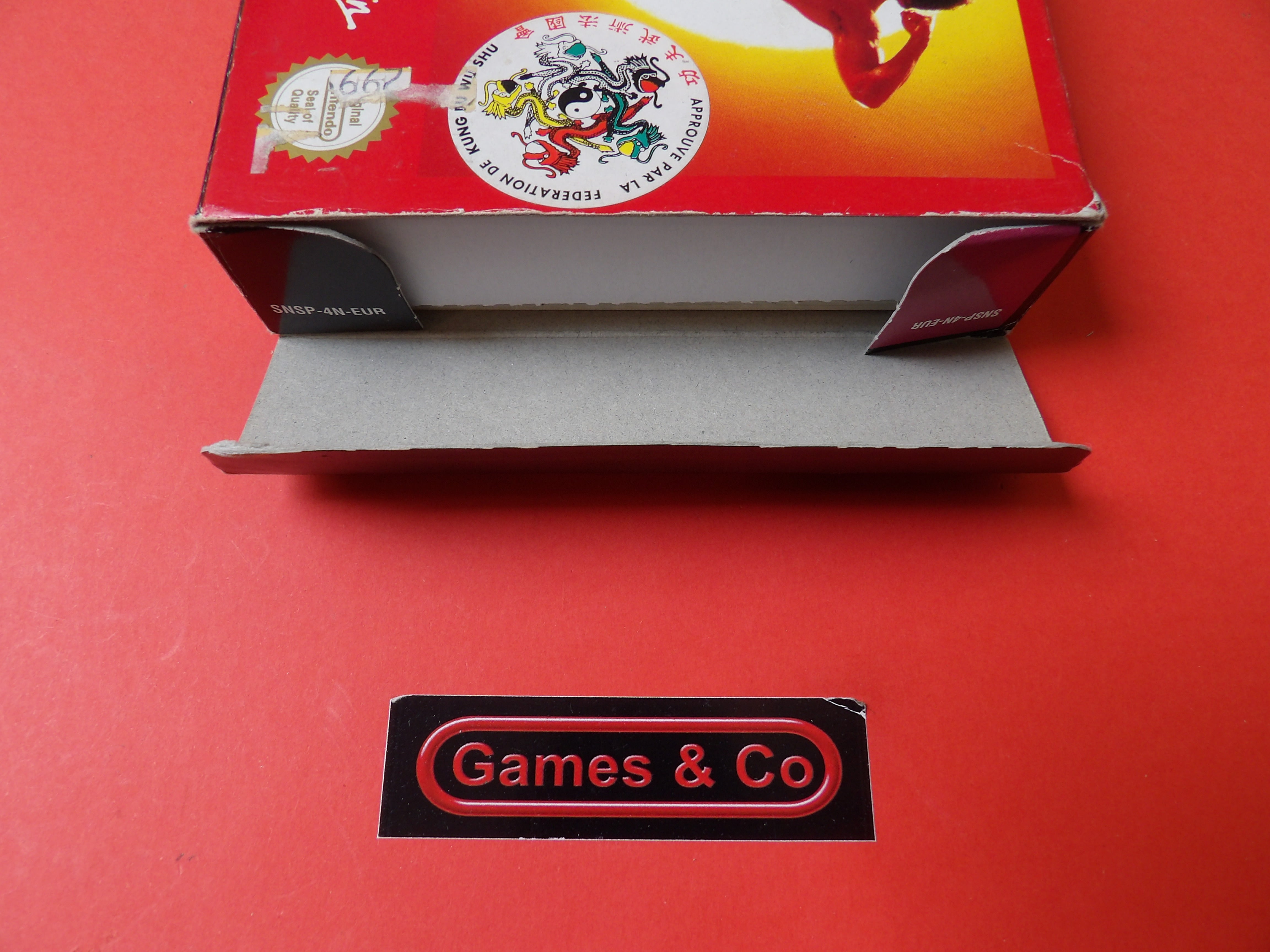 DRAGON THE BRUCE LEE STORY