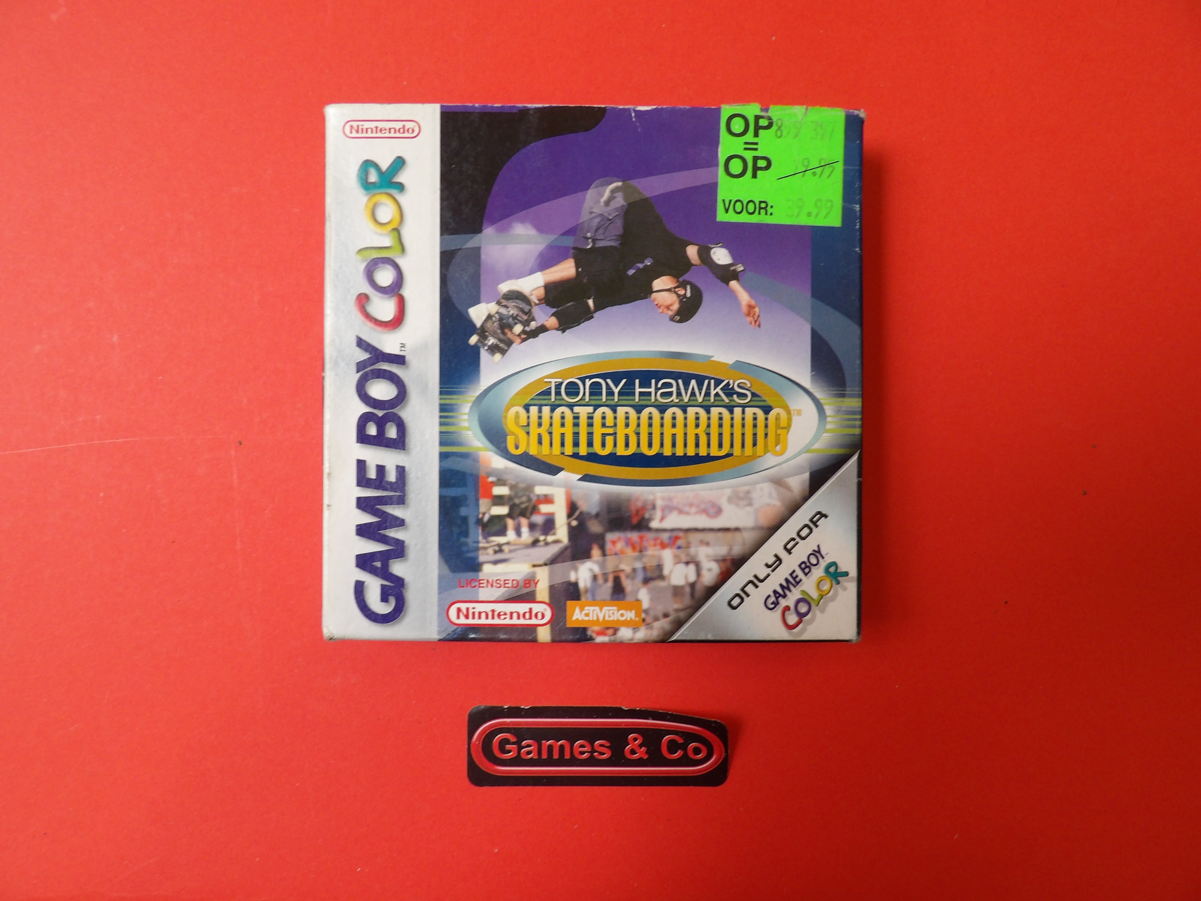 TONY HAWK'S SKATEBOARDING