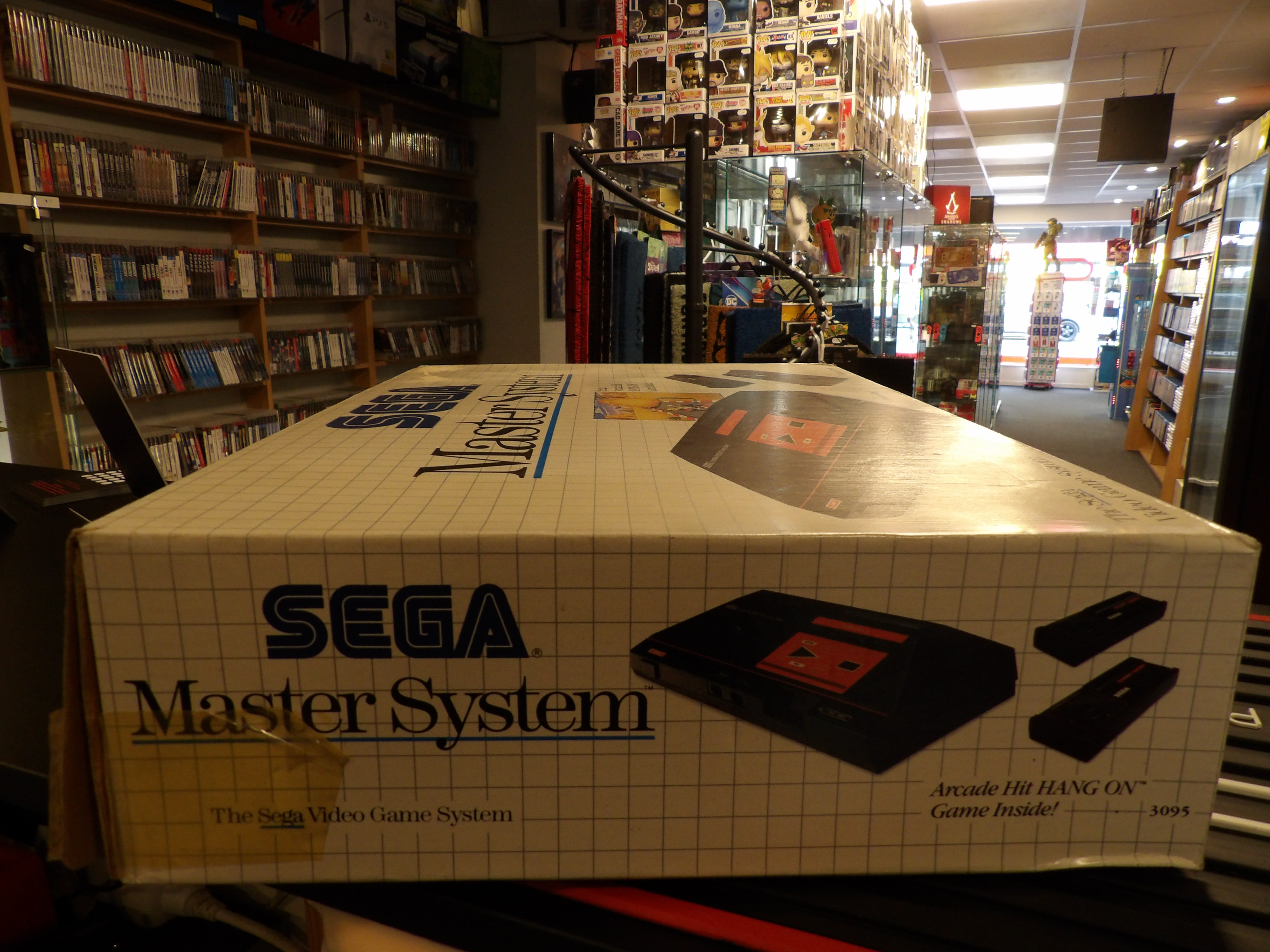 SEGA MASTER SYSTEM I  CONSOLE  HANG ON EDITION
