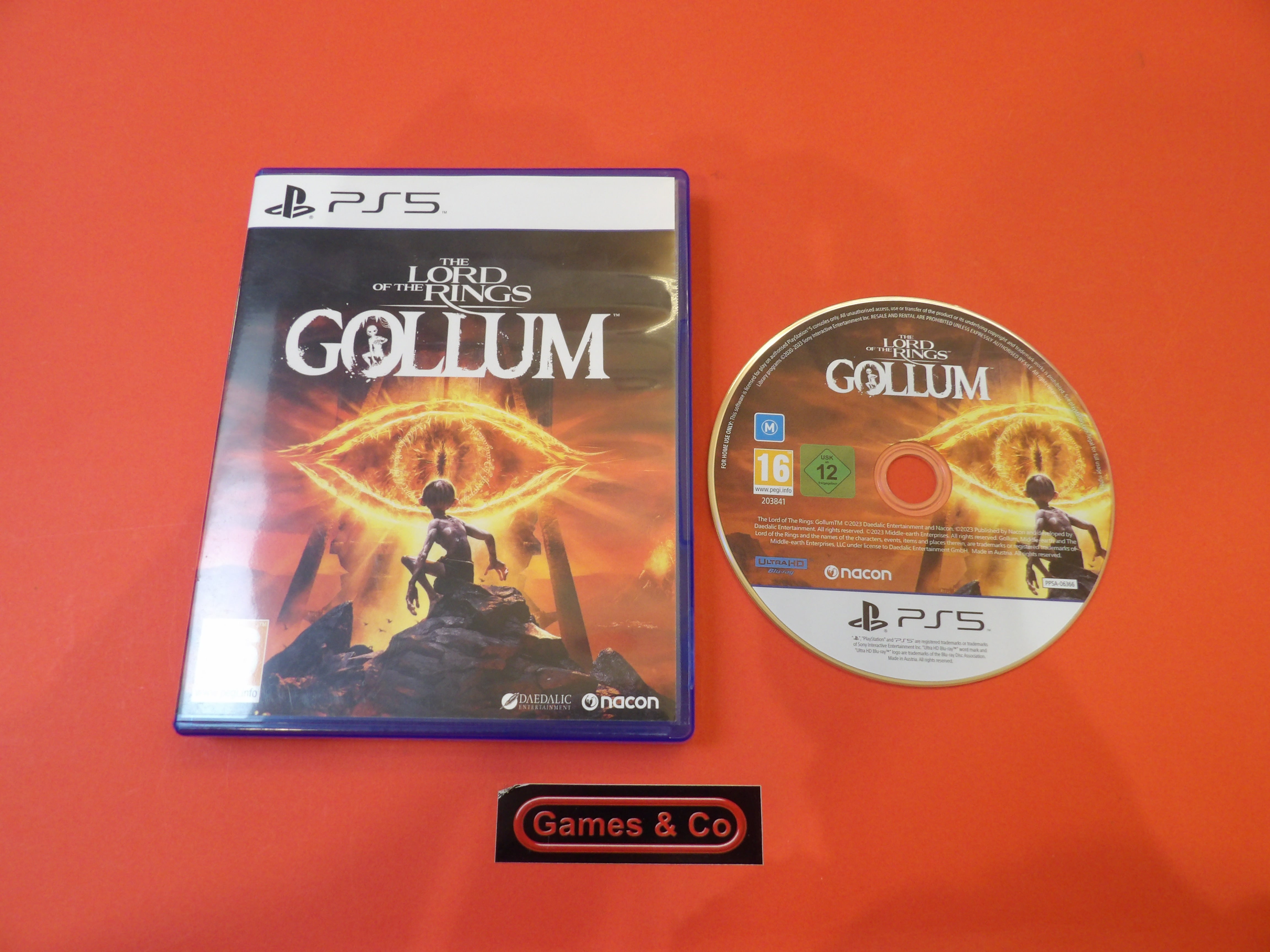 THE LORD OF THE RINGS GOLLUM