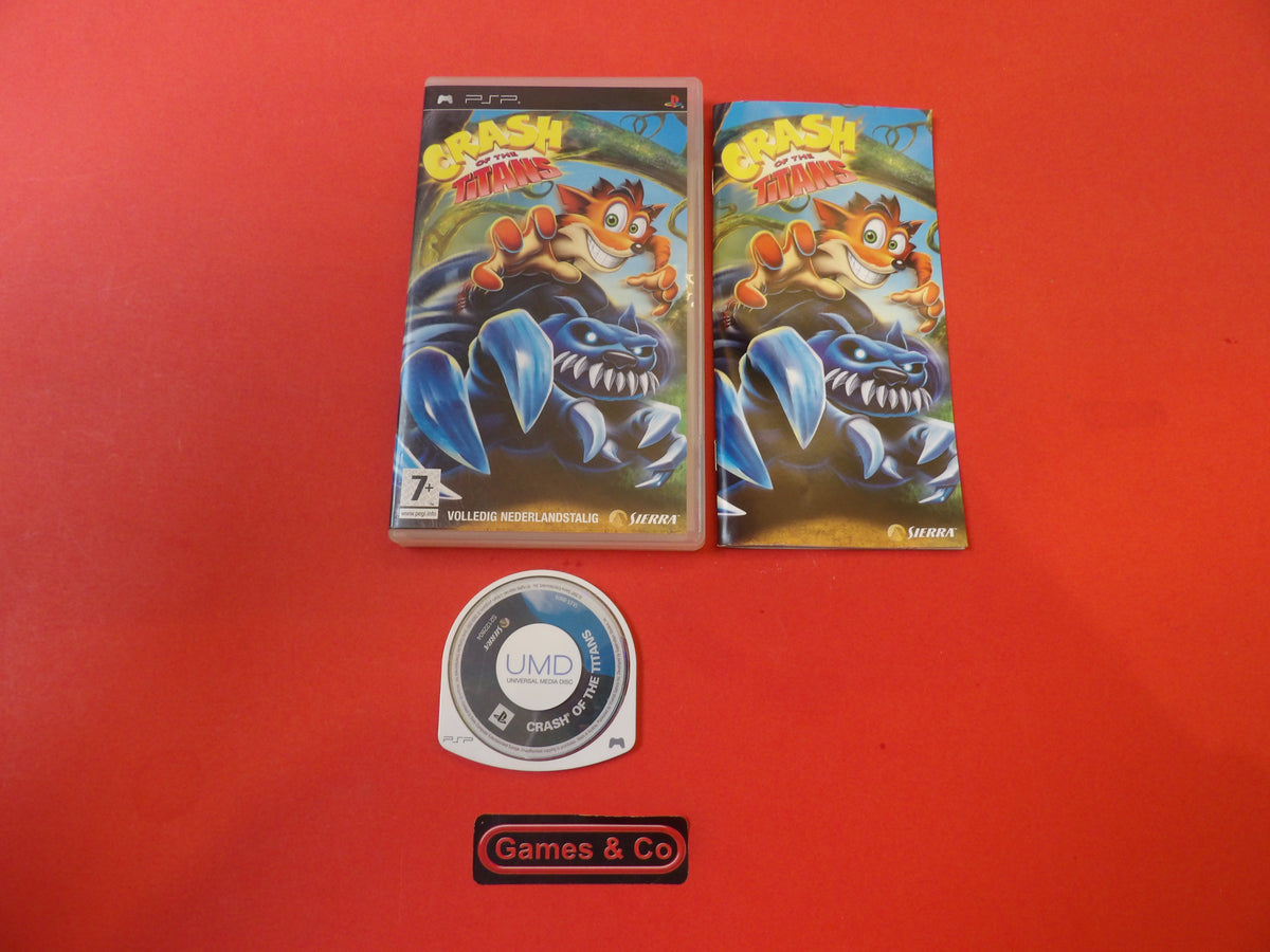 CRASH OF THE TITANS - PSP