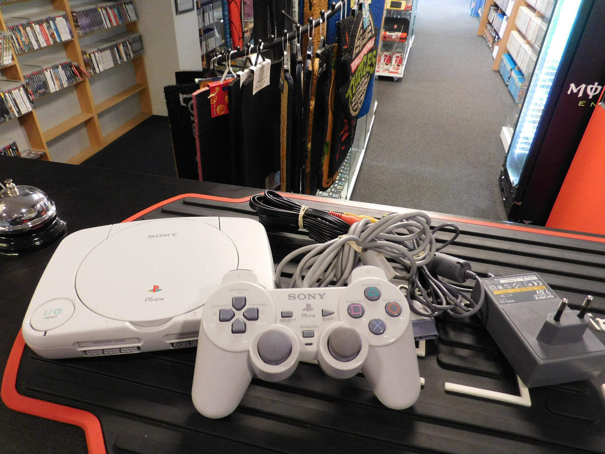 PLAYSTATION ONE  CONSOLE