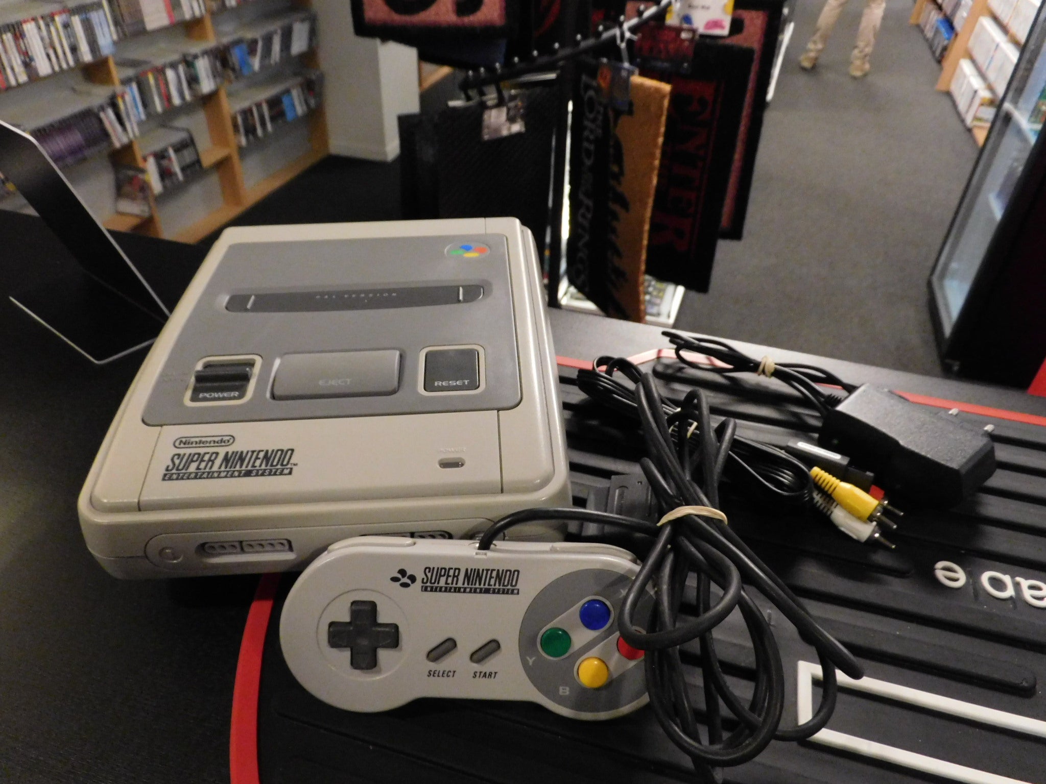 NINTENDO SNES