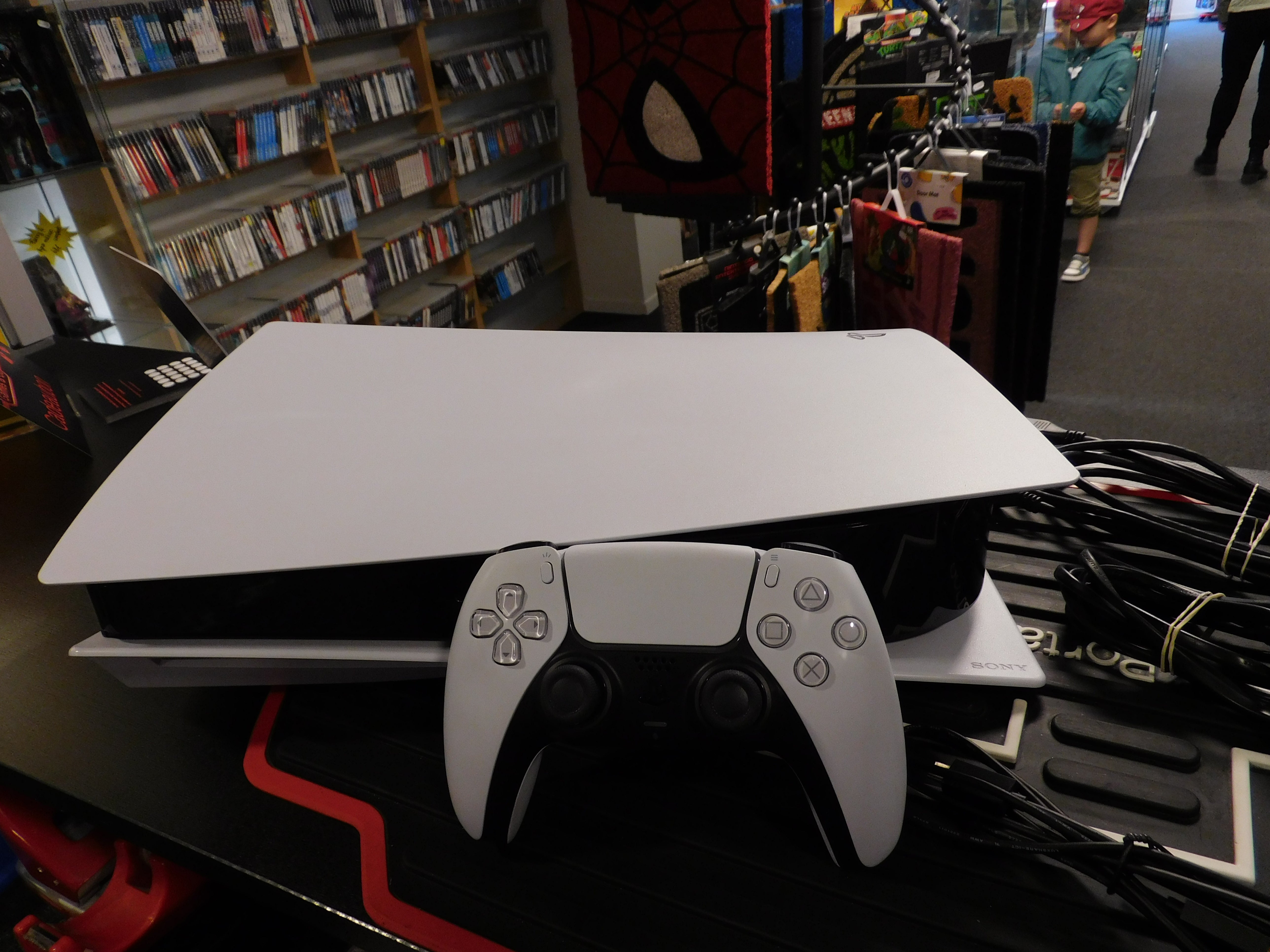 PLAYSTATION 5 CONSOLE DISC VERSION