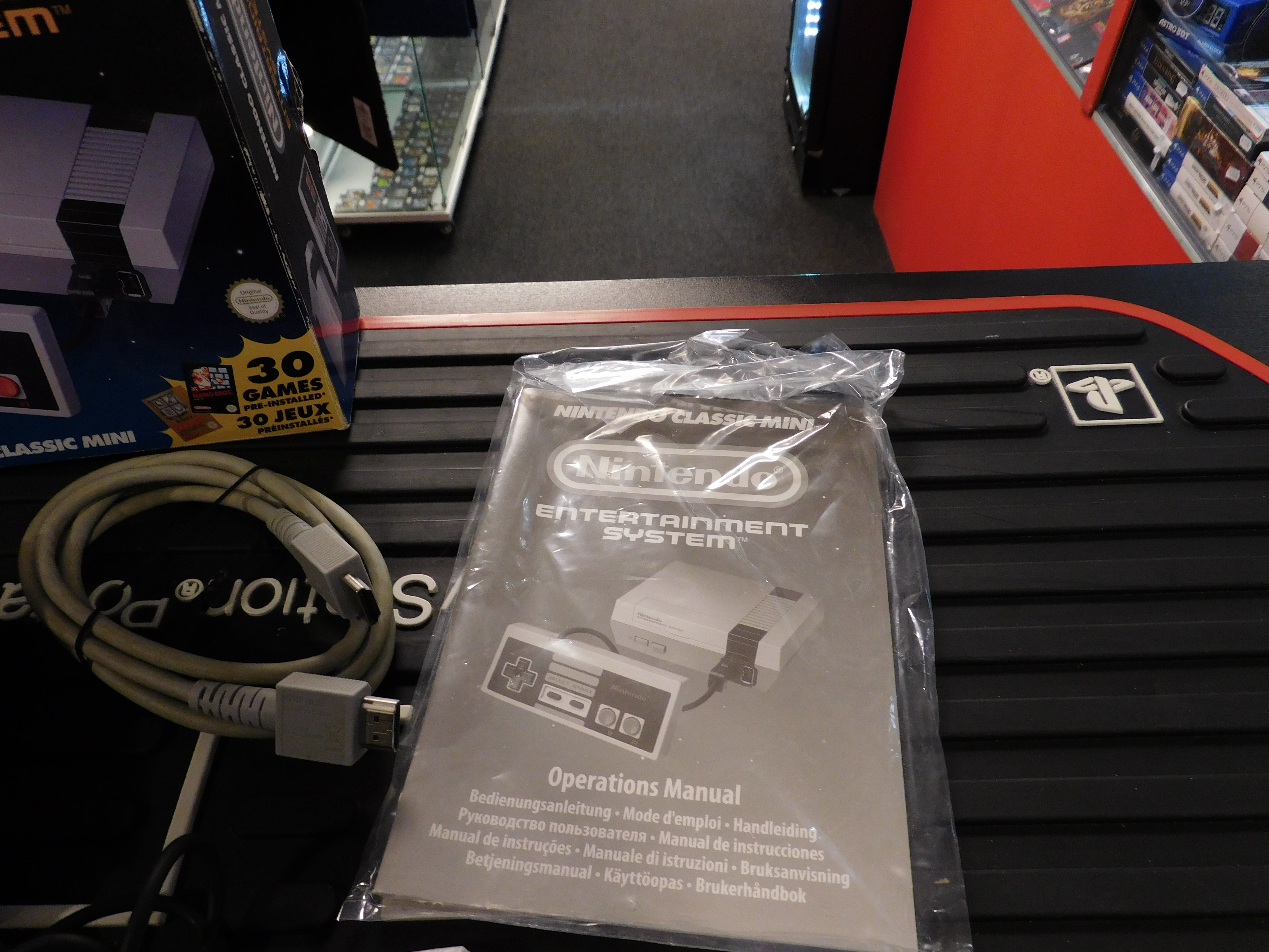 NINTENDO NES Mini console