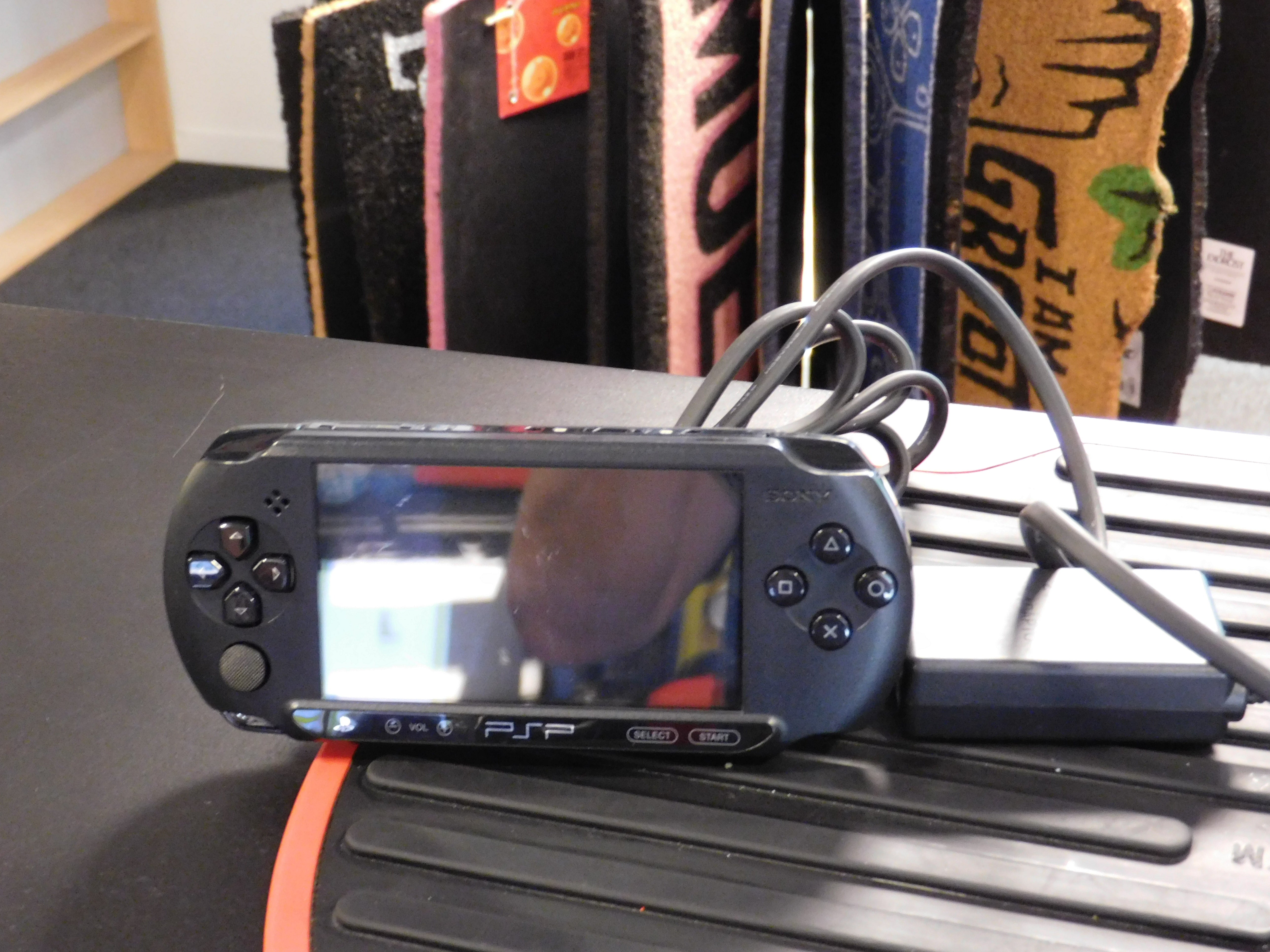 PSP STREET CONSOLE