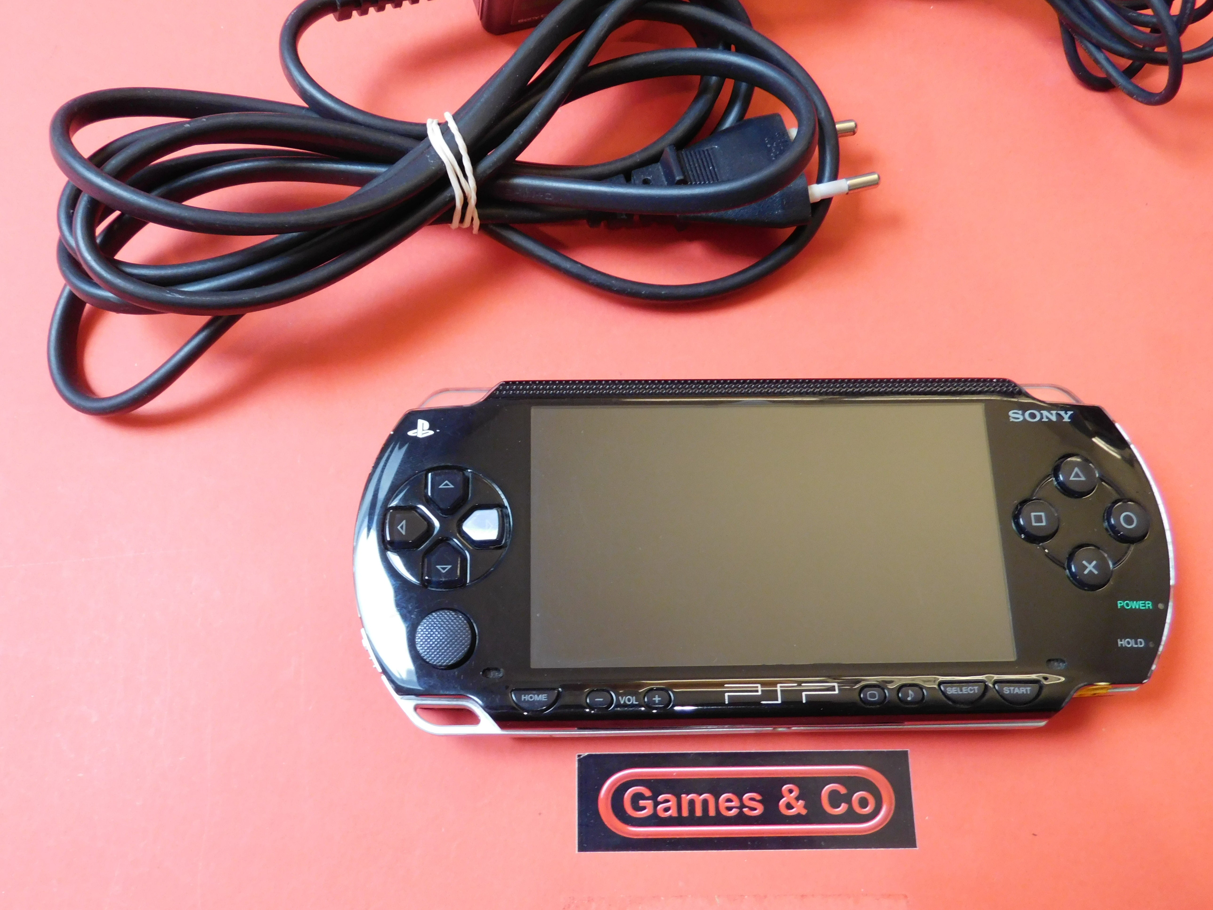 PSP CONSOLE  PSP-2004