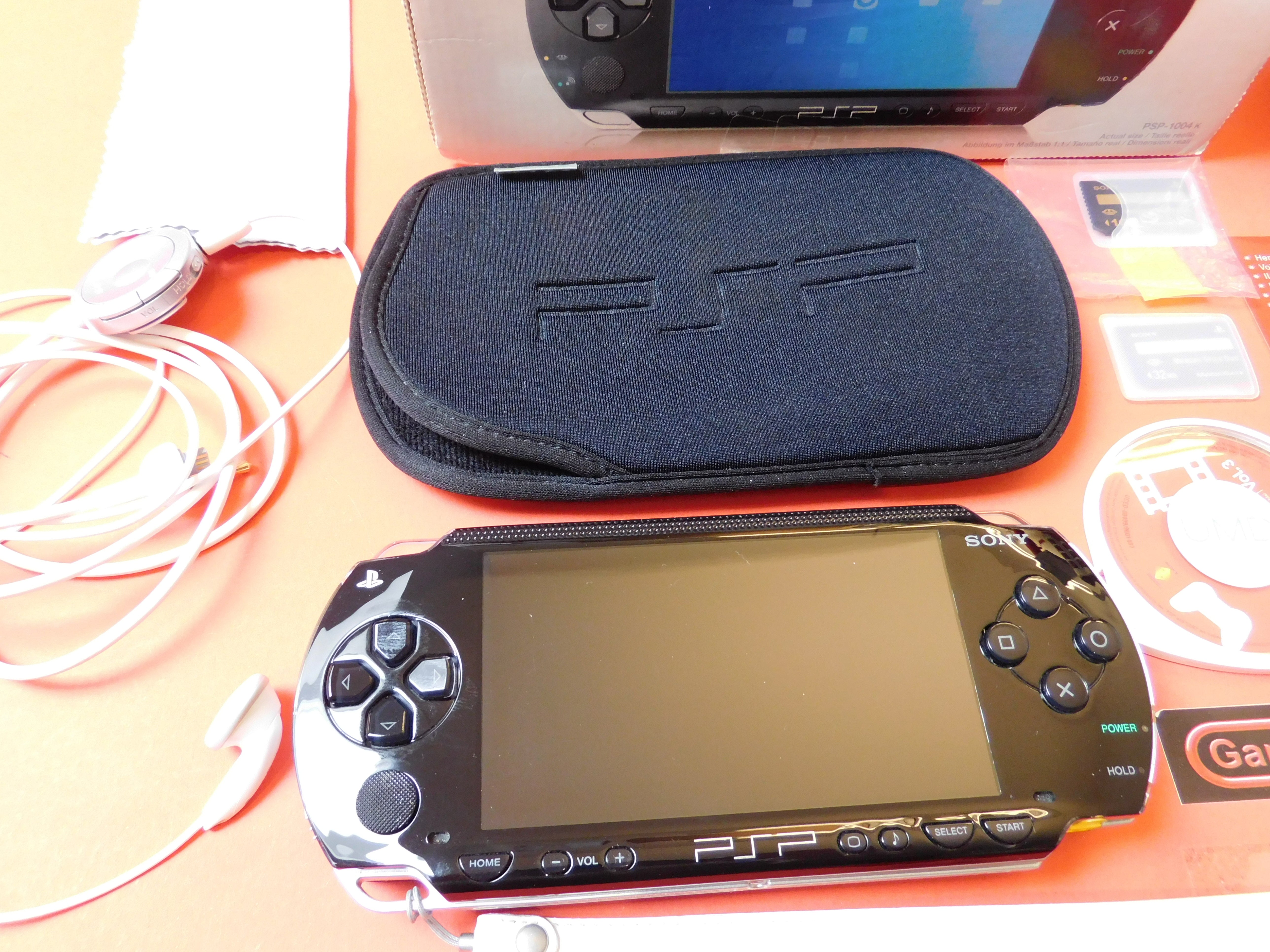 PSP CONSOLE VALUE PACK
