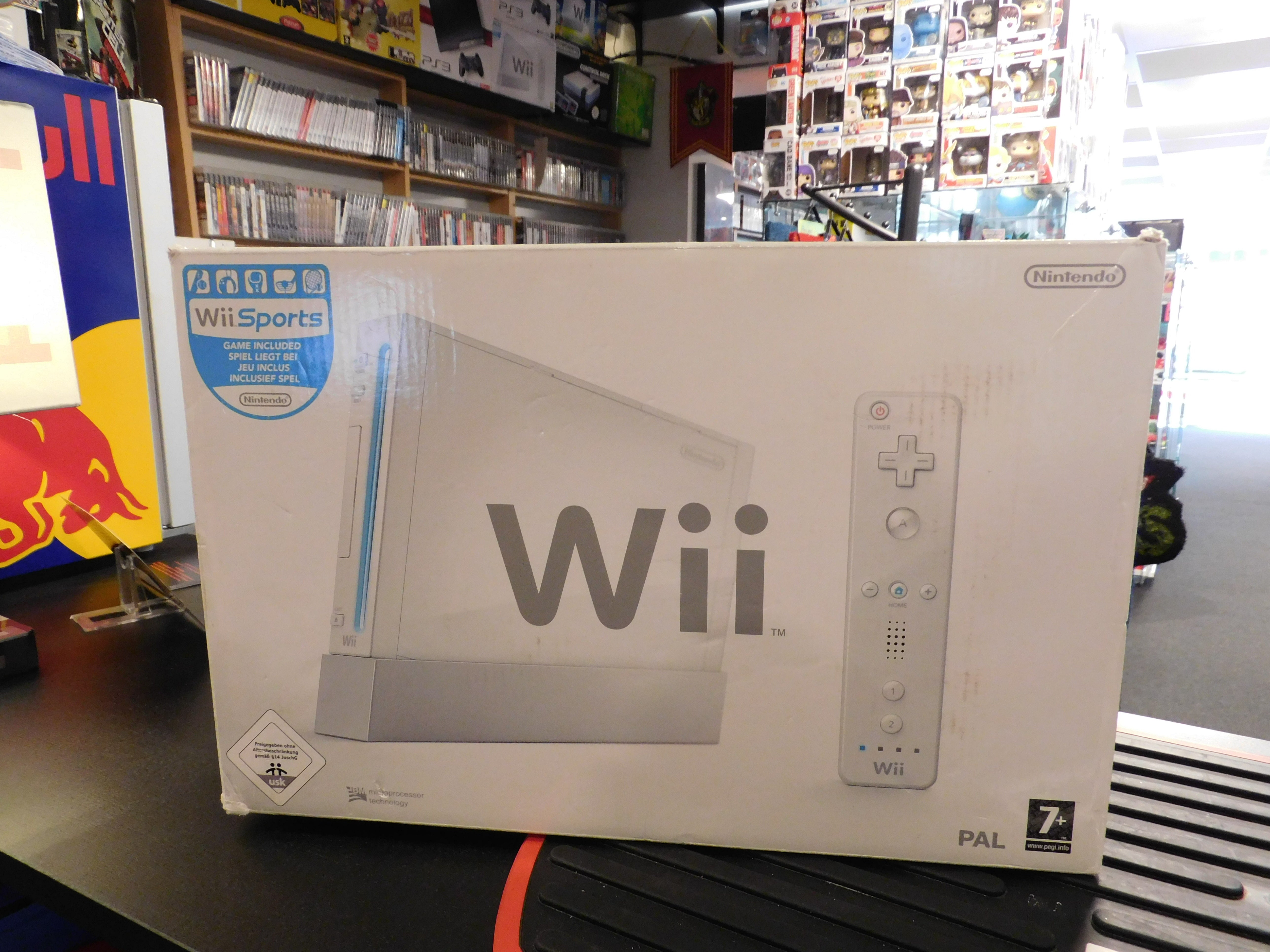 Wii CONSOLE + Wii SPORTS