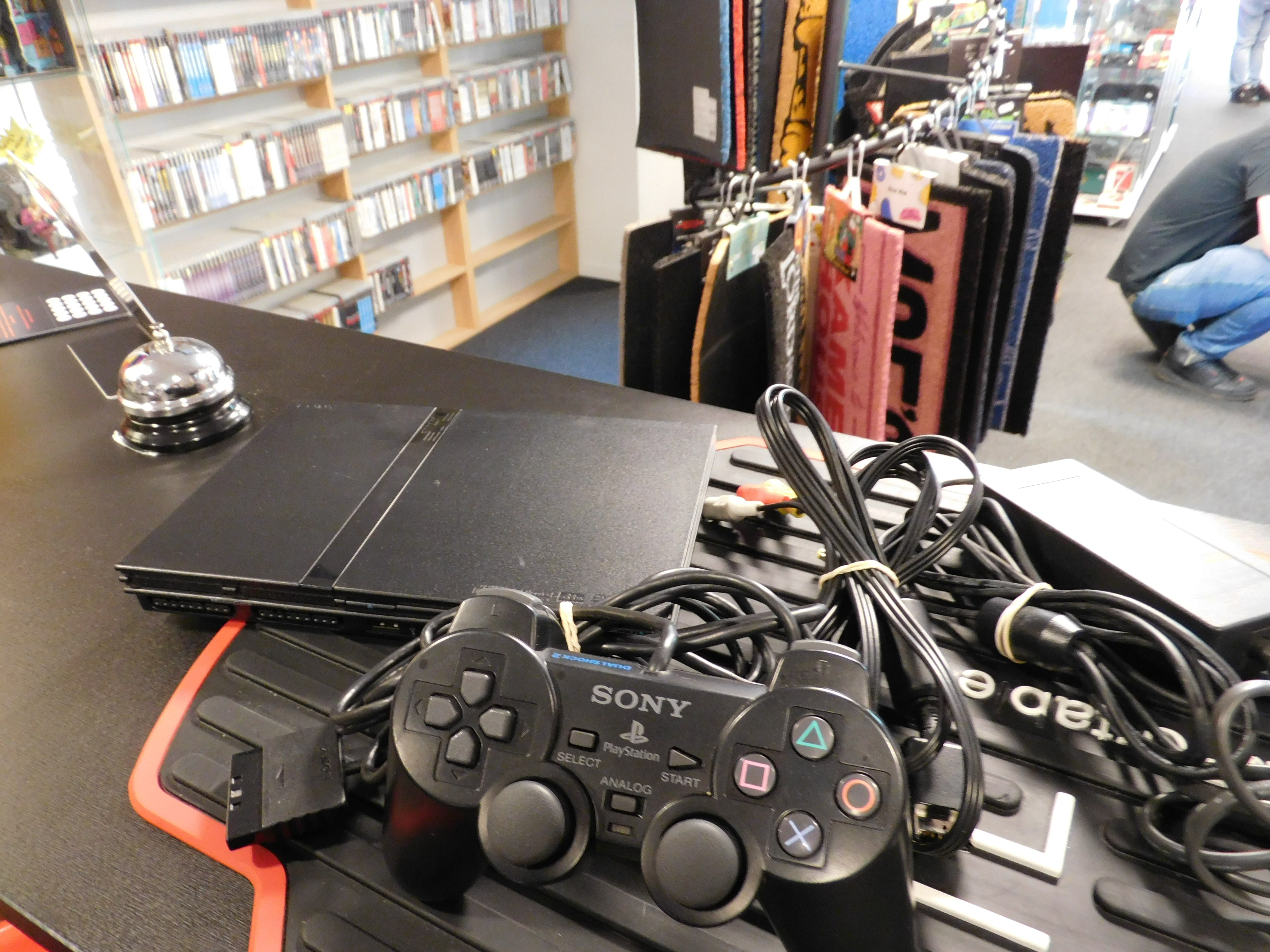 PLAYSTATION 2  SLIM  CONSOLE