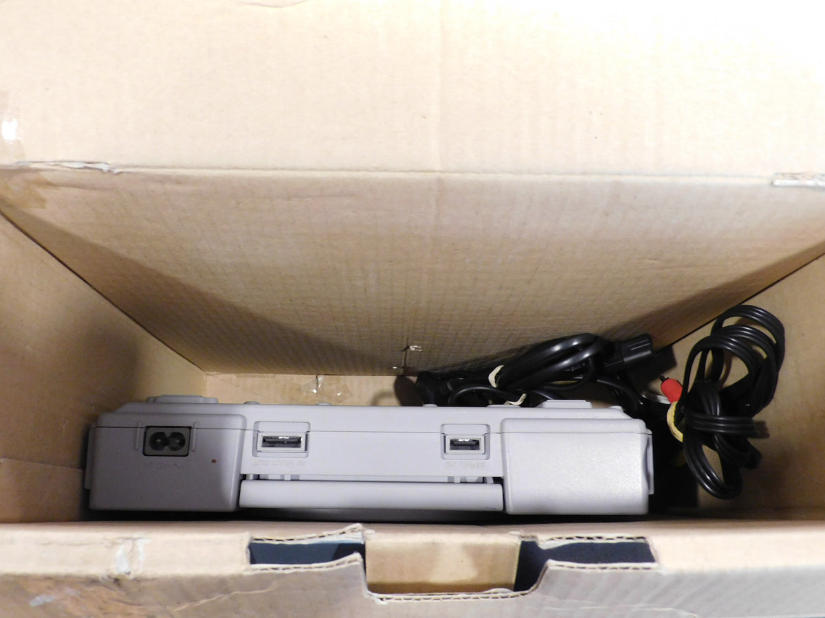 PLAYSTATION 1 CONSOLE