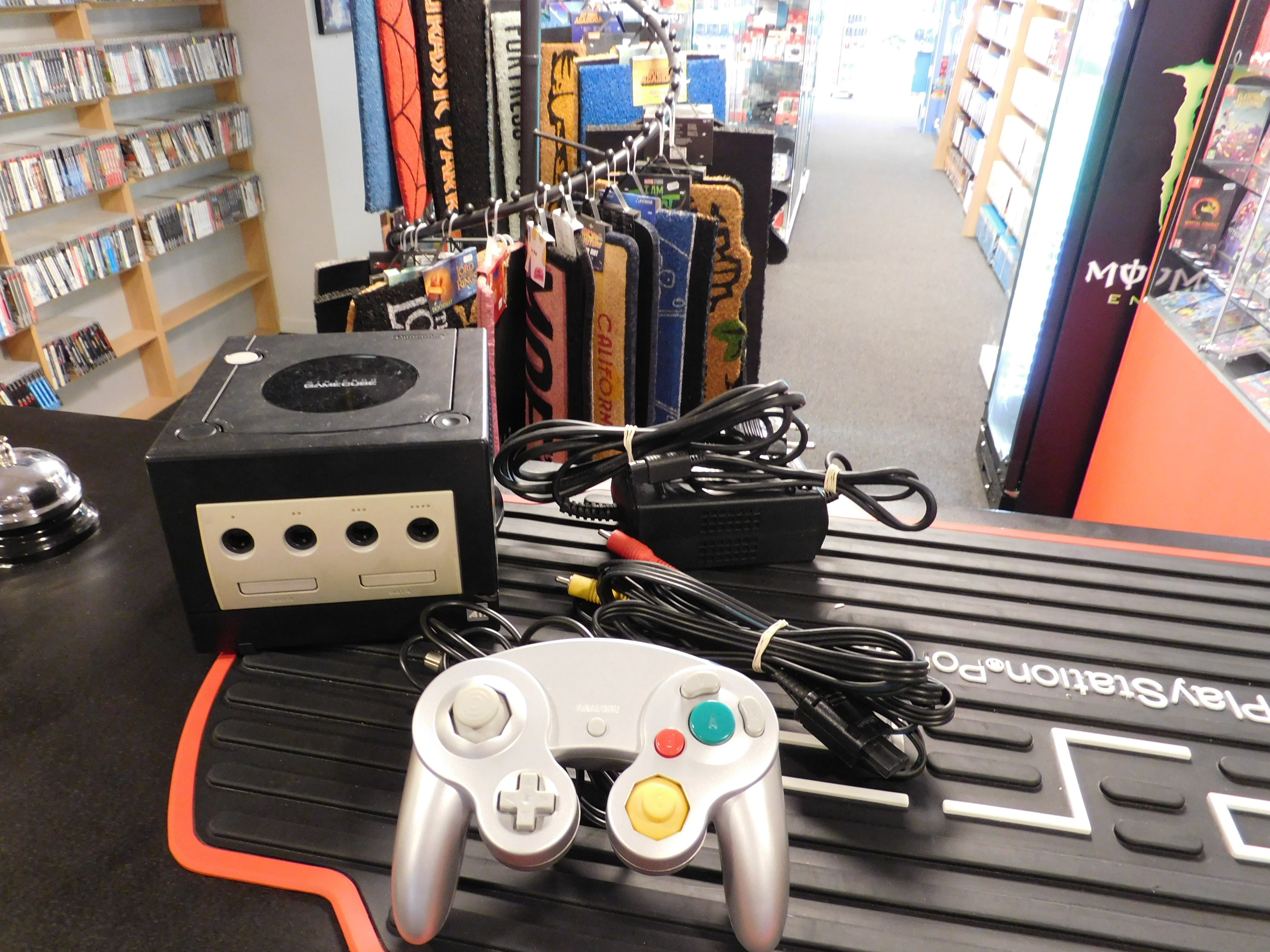 GAMECUBE CONSOLE