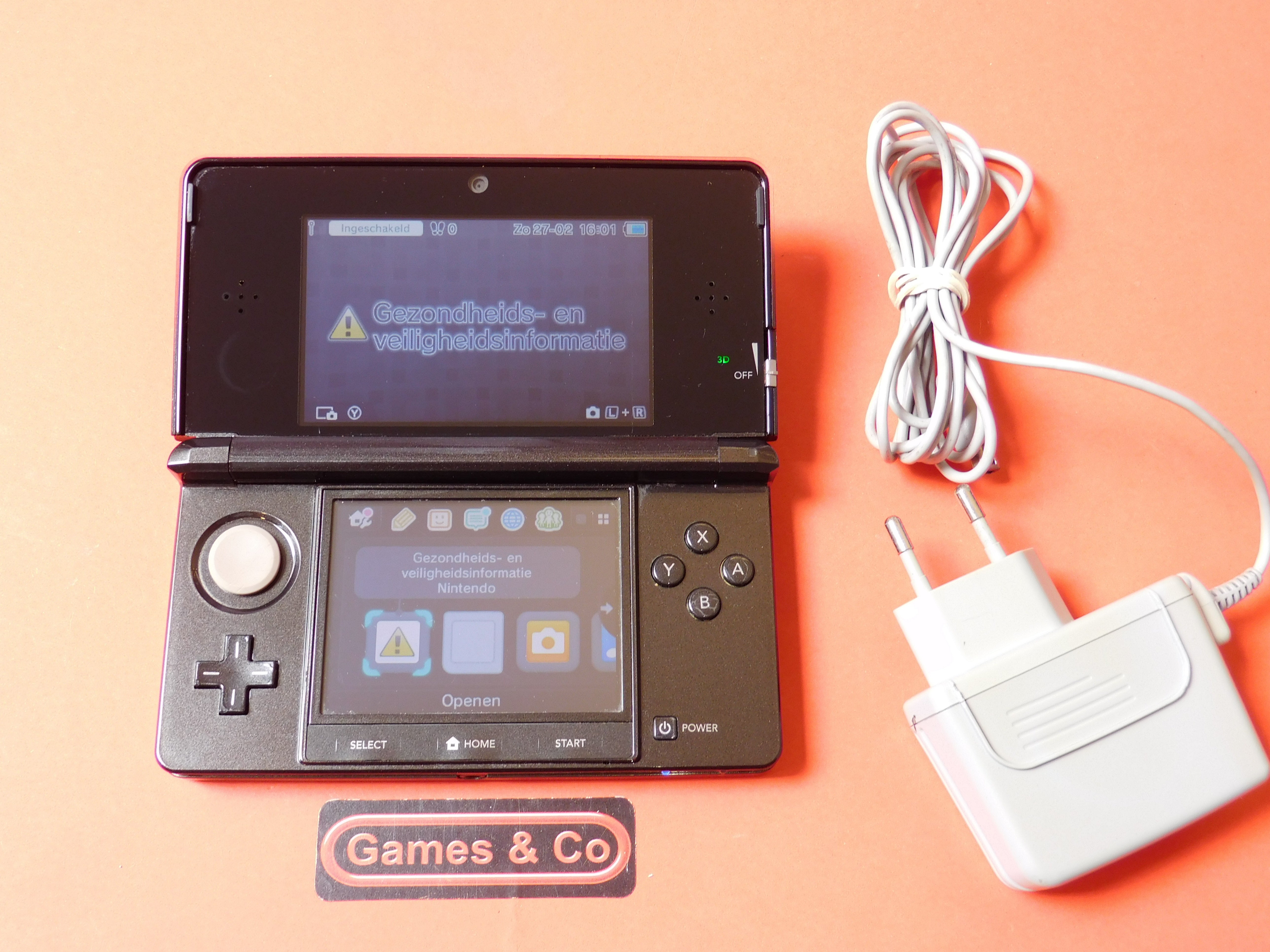 NINTENDO 3DS CONSOLE