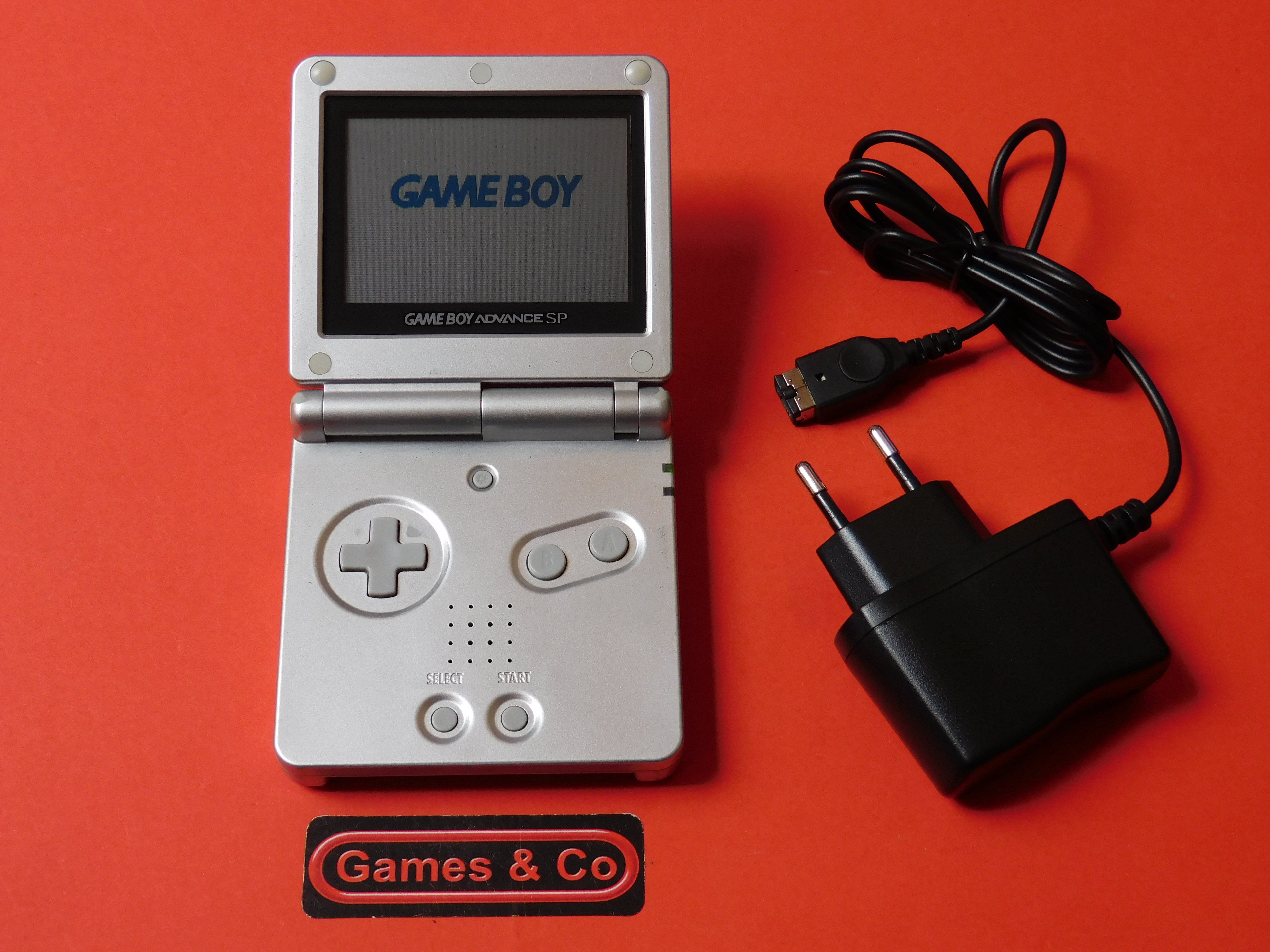 GAMEBOY ADVANCE SP CONSOLE