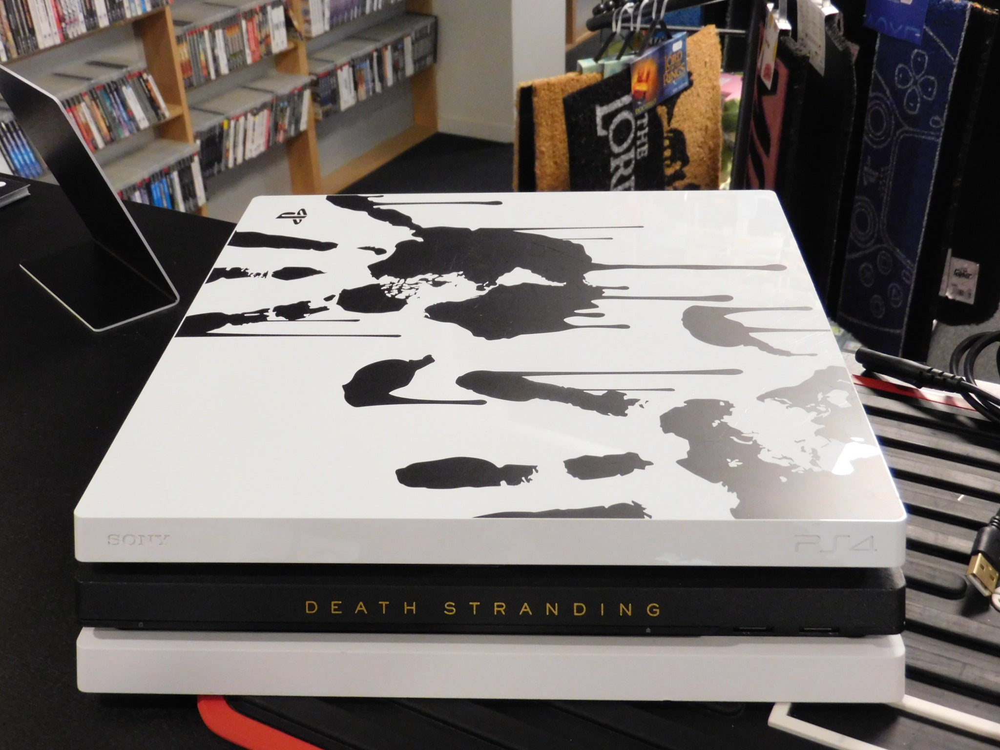 PLAYSTATION 4 PRO CONSOLE DEATH STRANDING L.E.