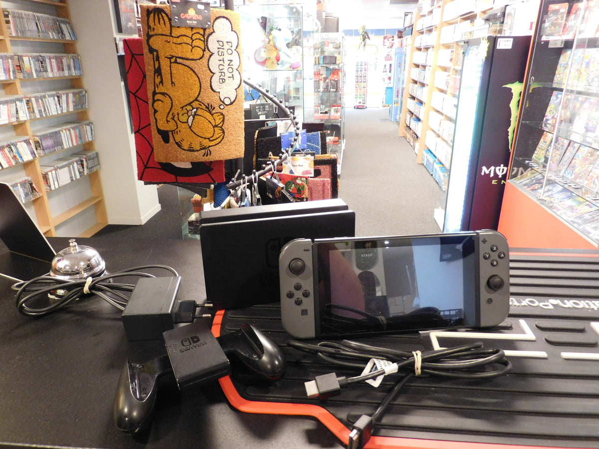 NINTENDO SWITCH CONSOLE