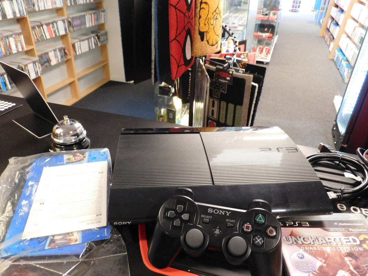 PS3  CONSOLE 500 GB
