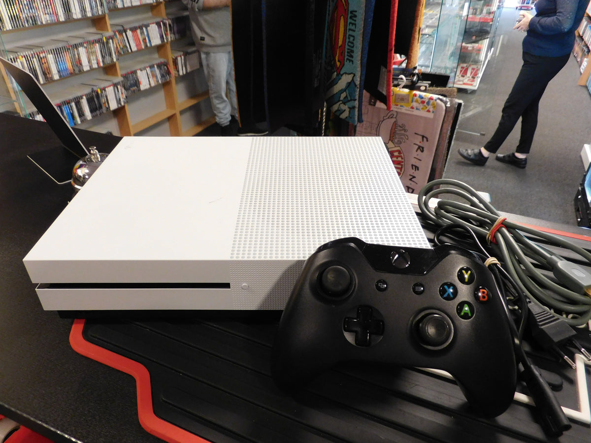 XBOX ONE  S CONSOLE 1TB