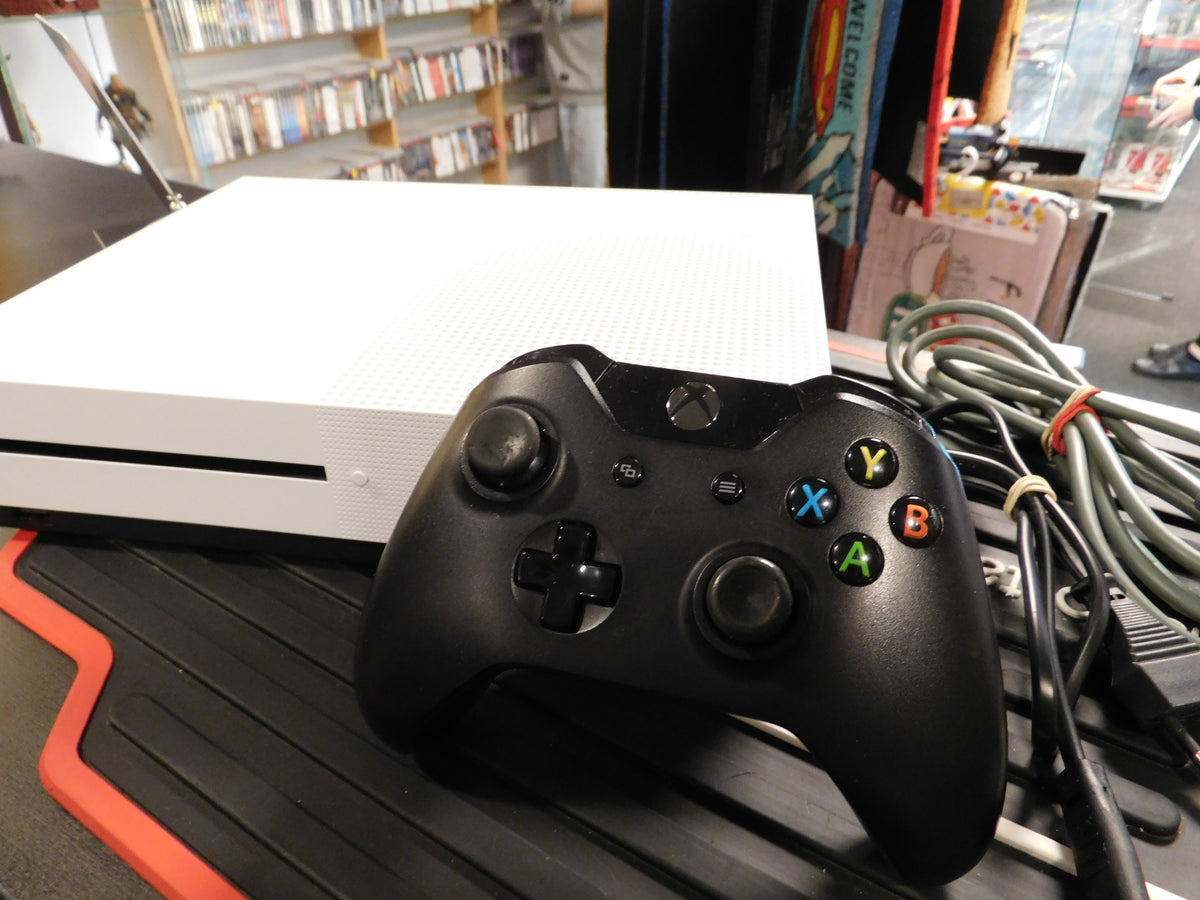 XBOX ONE  S CONSOLE 1TB