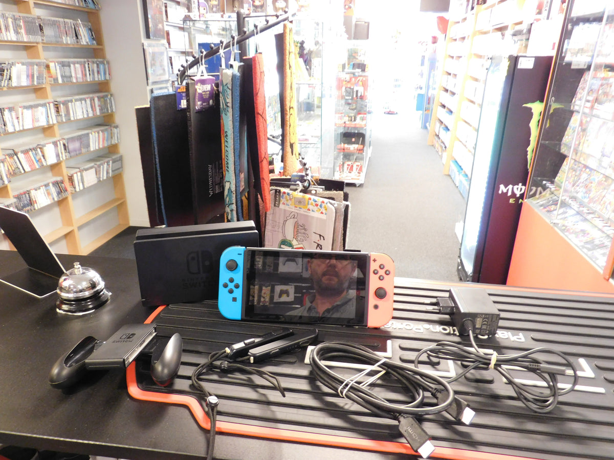 NINTENDO SWITCH CONSOLE
