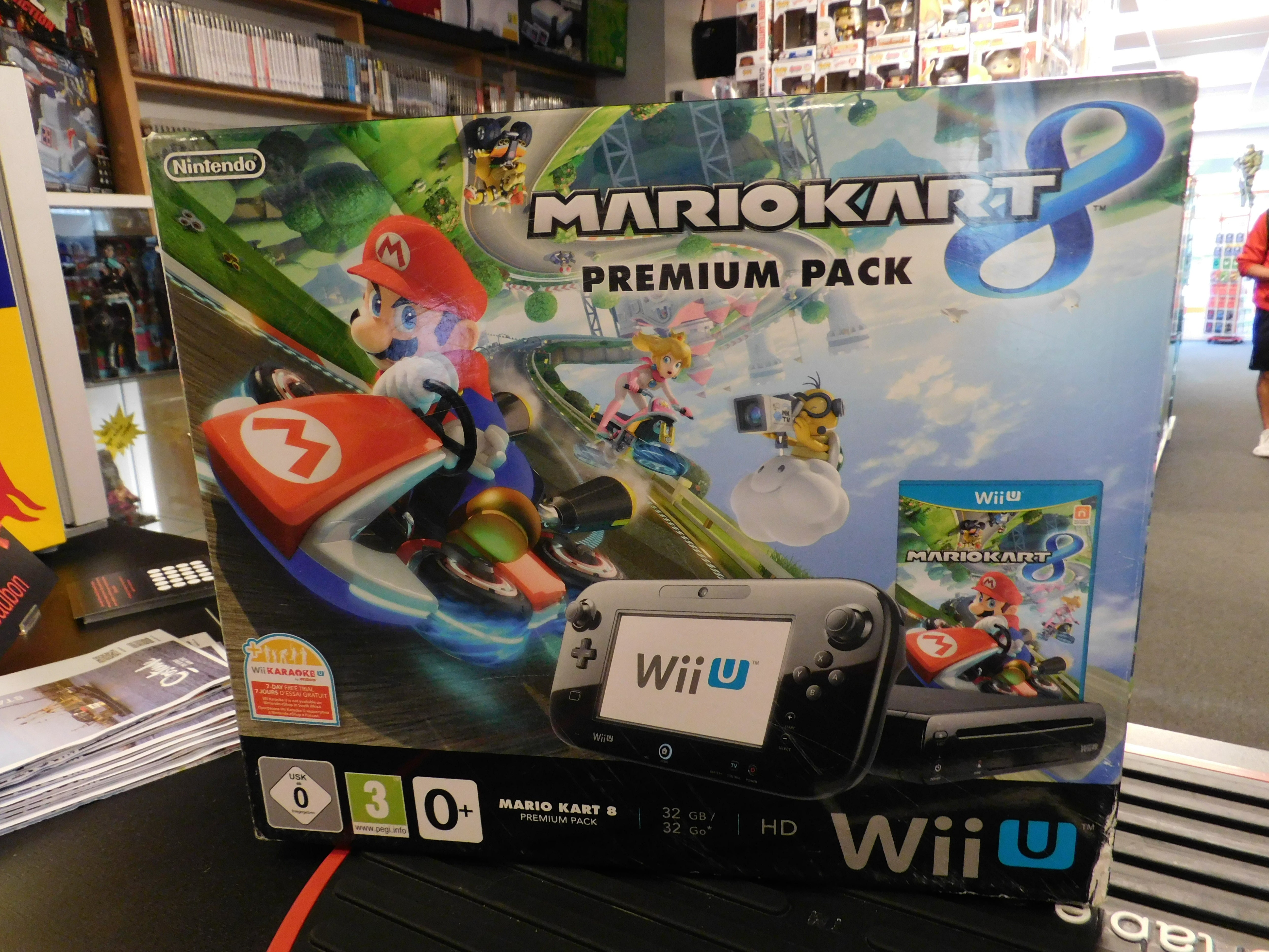 WiiU CONSOLE  MARIO KART
