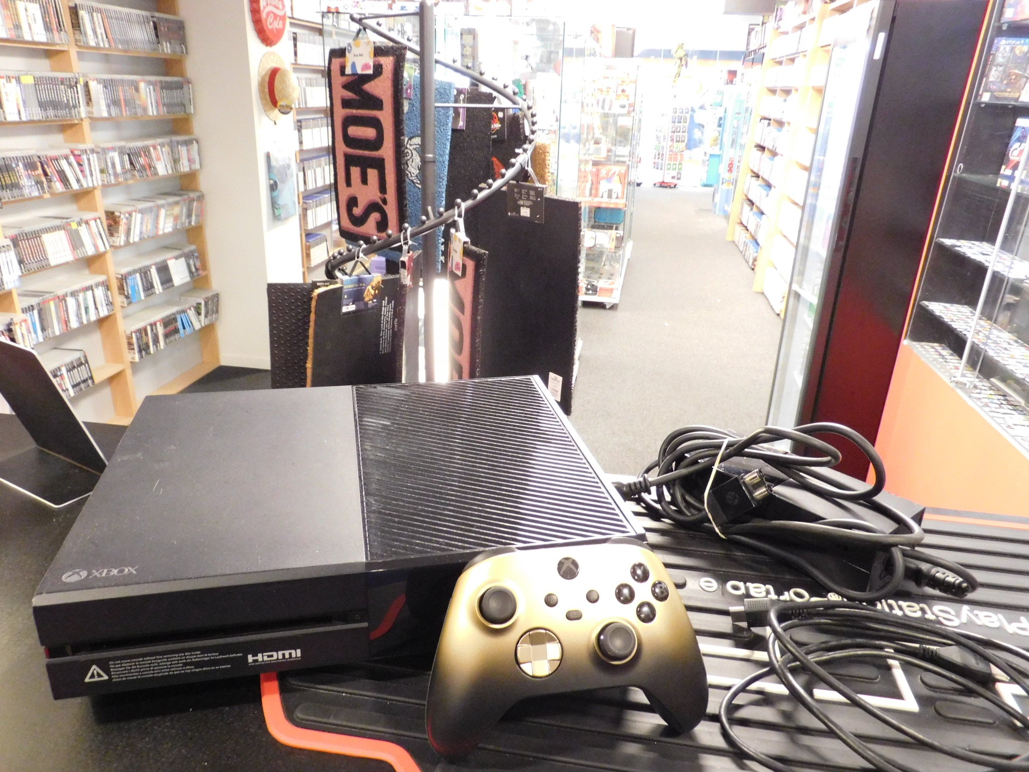 XBOX ONE  CONSOLE 500 GB