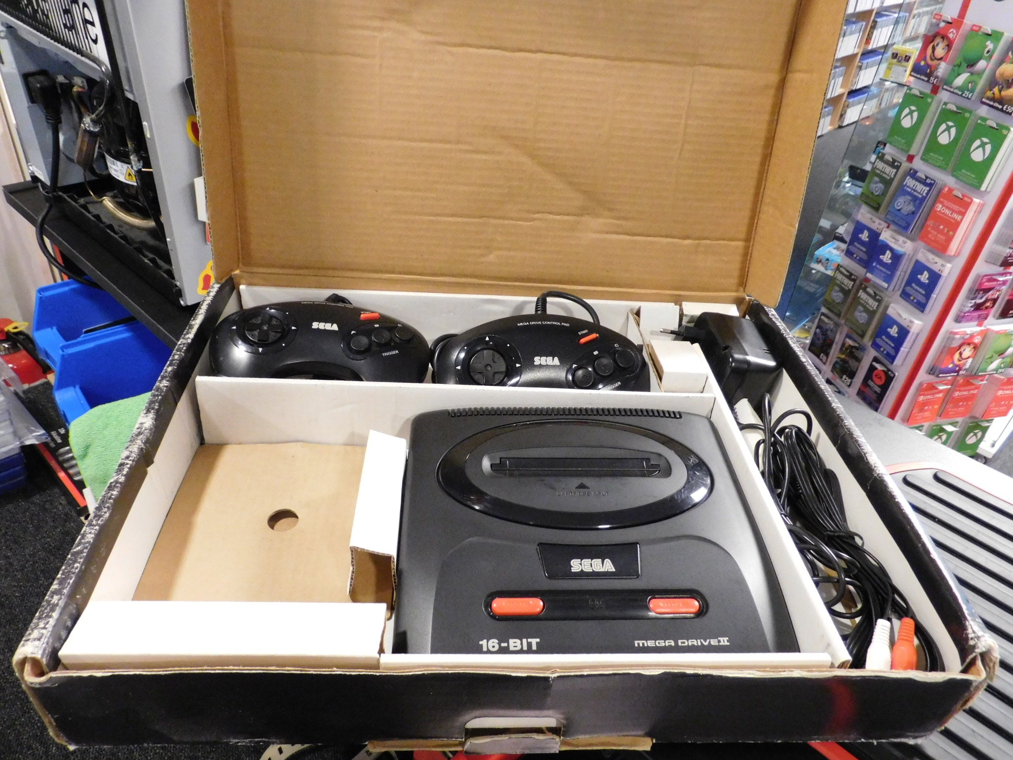 Sega Mega Drive II console