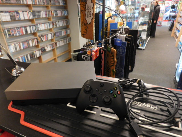 Xbox One X Console 1 TB