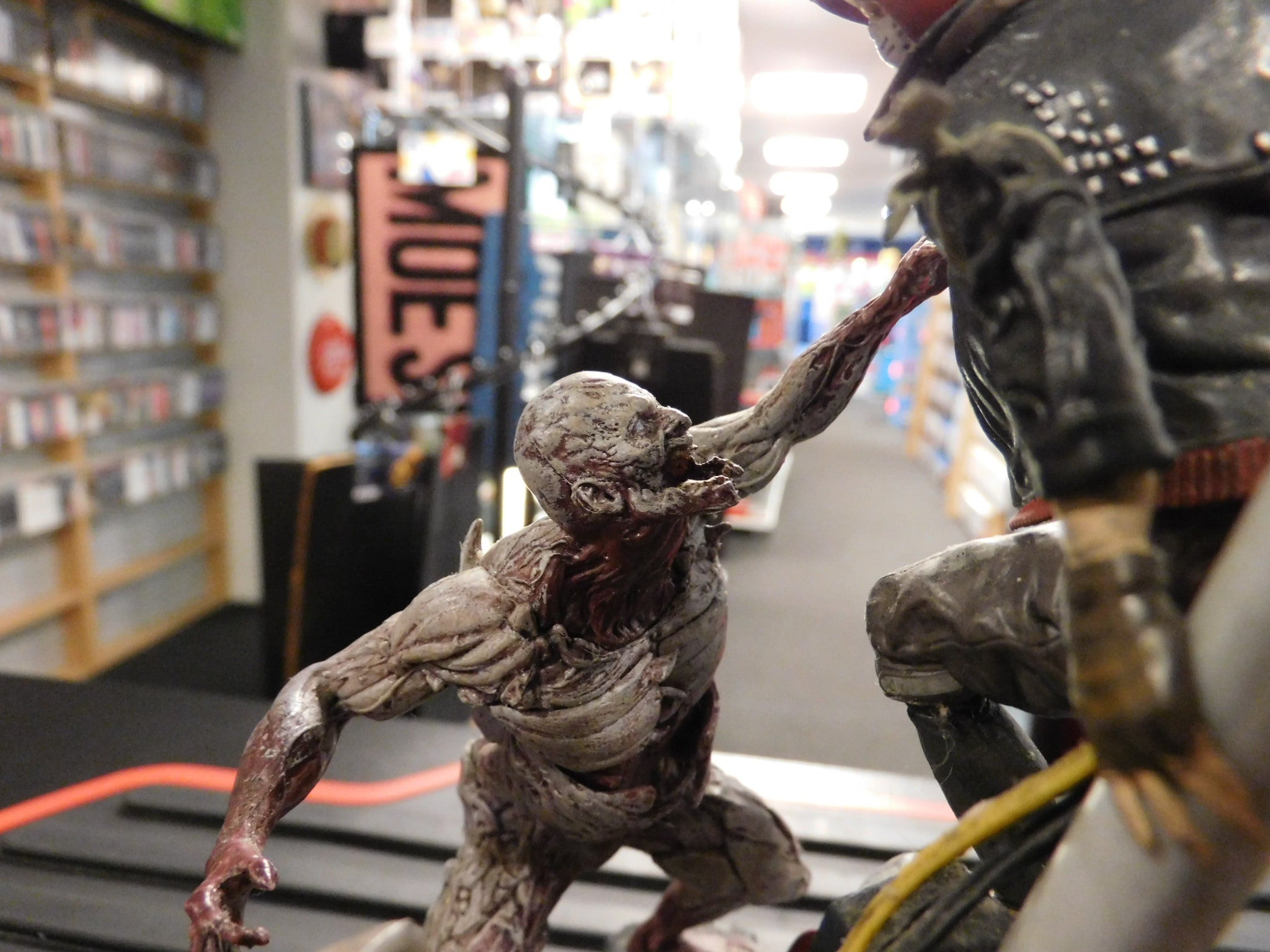 DYING LIGHT 2 STAY HUMAN COLLECTOR'S EDITION STATUE