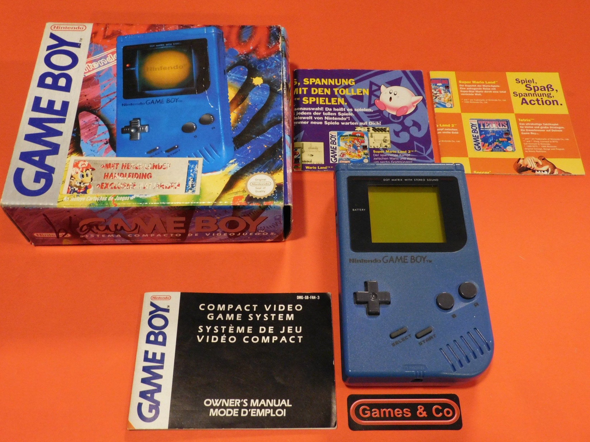 GAMEBOY CLASSIC PLAY IT LOUD CONSOLE BLUE VERSION