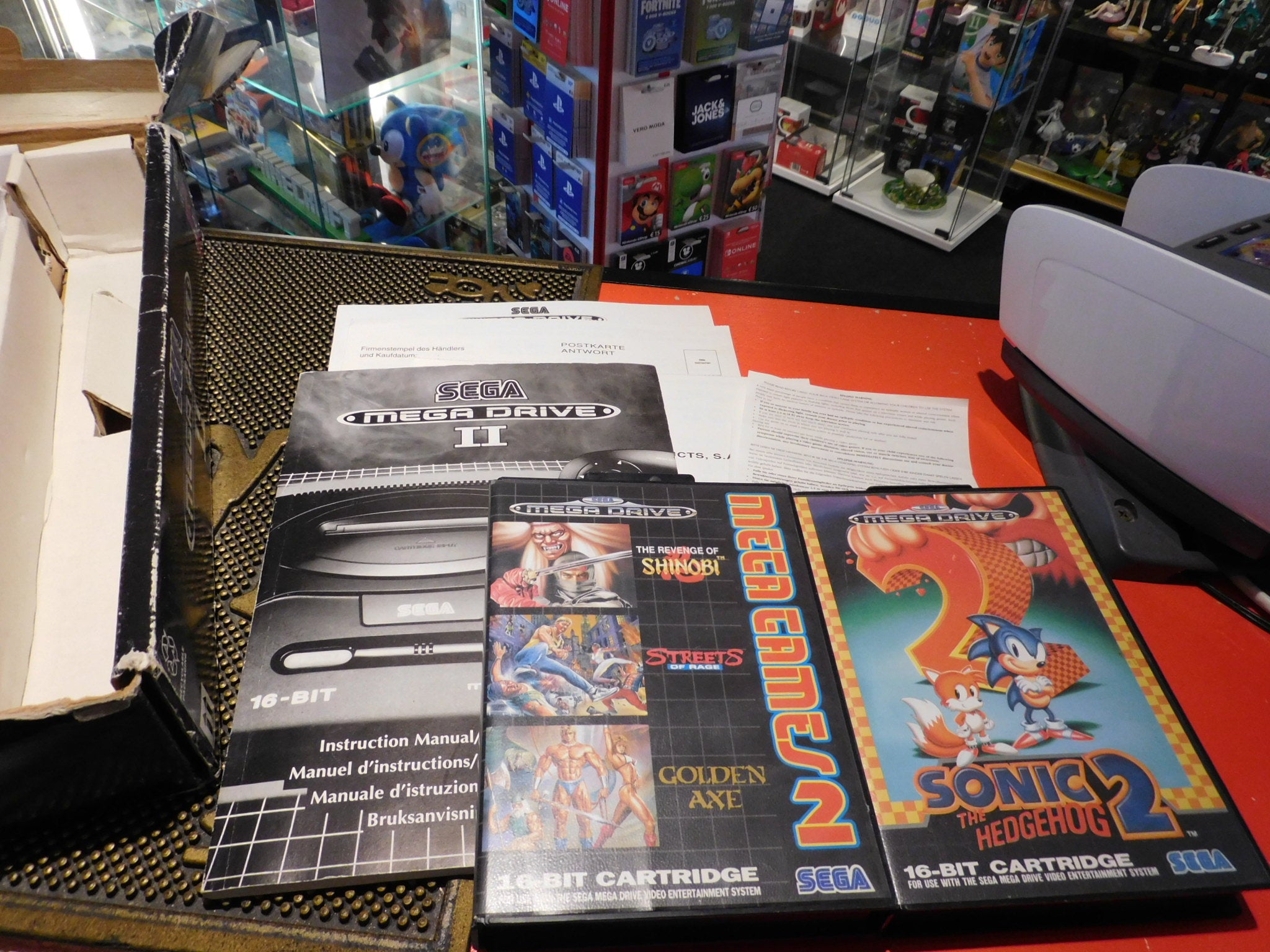 Sega Mega Drive II Játékkonzol (Special 3 Game Pack Sega Mega Drive II Játékkonzol (Special 3 Game Pack