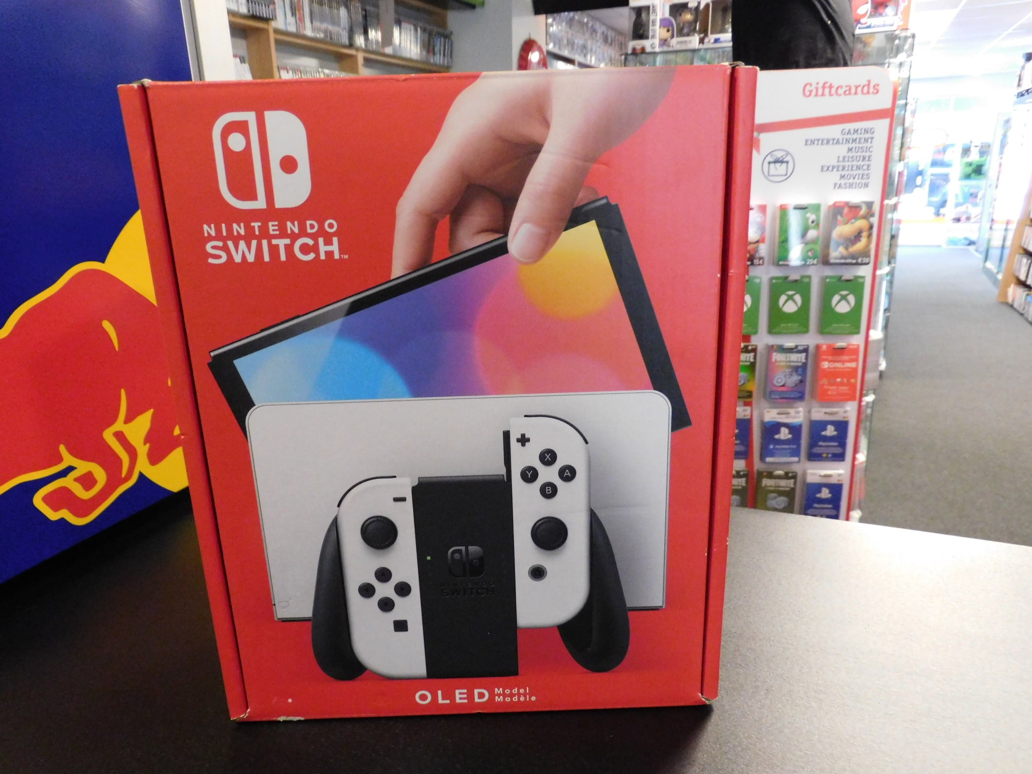 SWITCH CONSOLE OLED - WHITE BUNDEL MARIO GALAXY