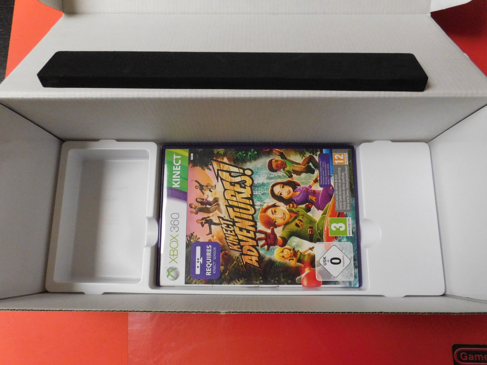 XBOX360 KINECT MET OPLADER + SPEL