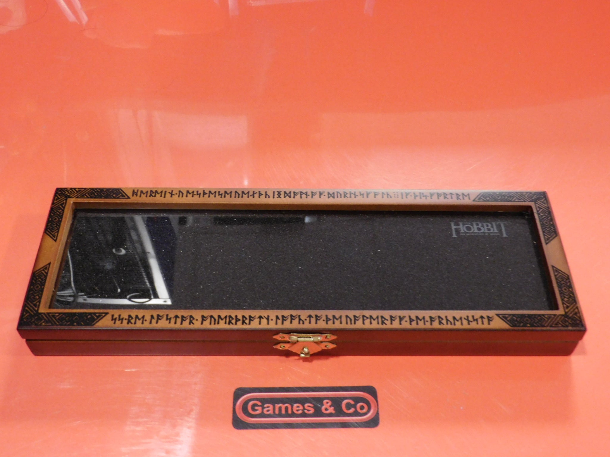 The Hobbit Dwarven Treasure Coin Set