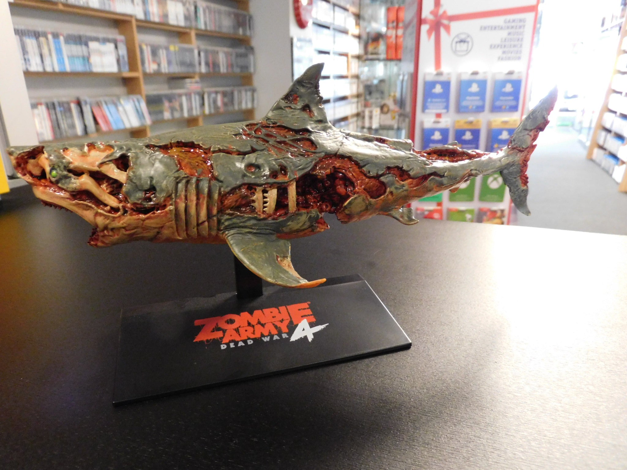 ZOMBIE ARMY DEAD WAR 4 STATUE