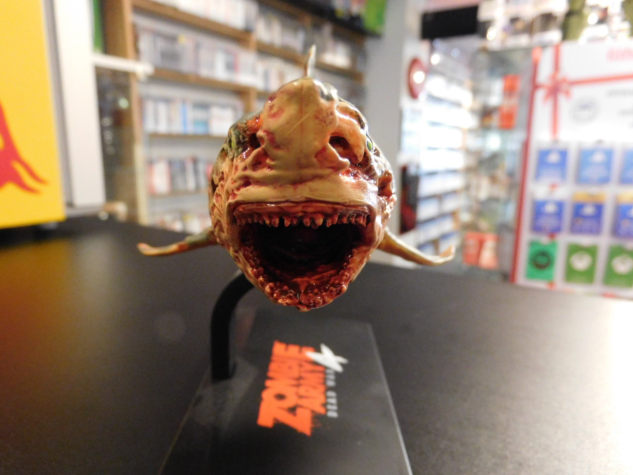 ZOMBIE ARMY DEAD WAR 4 STATUE