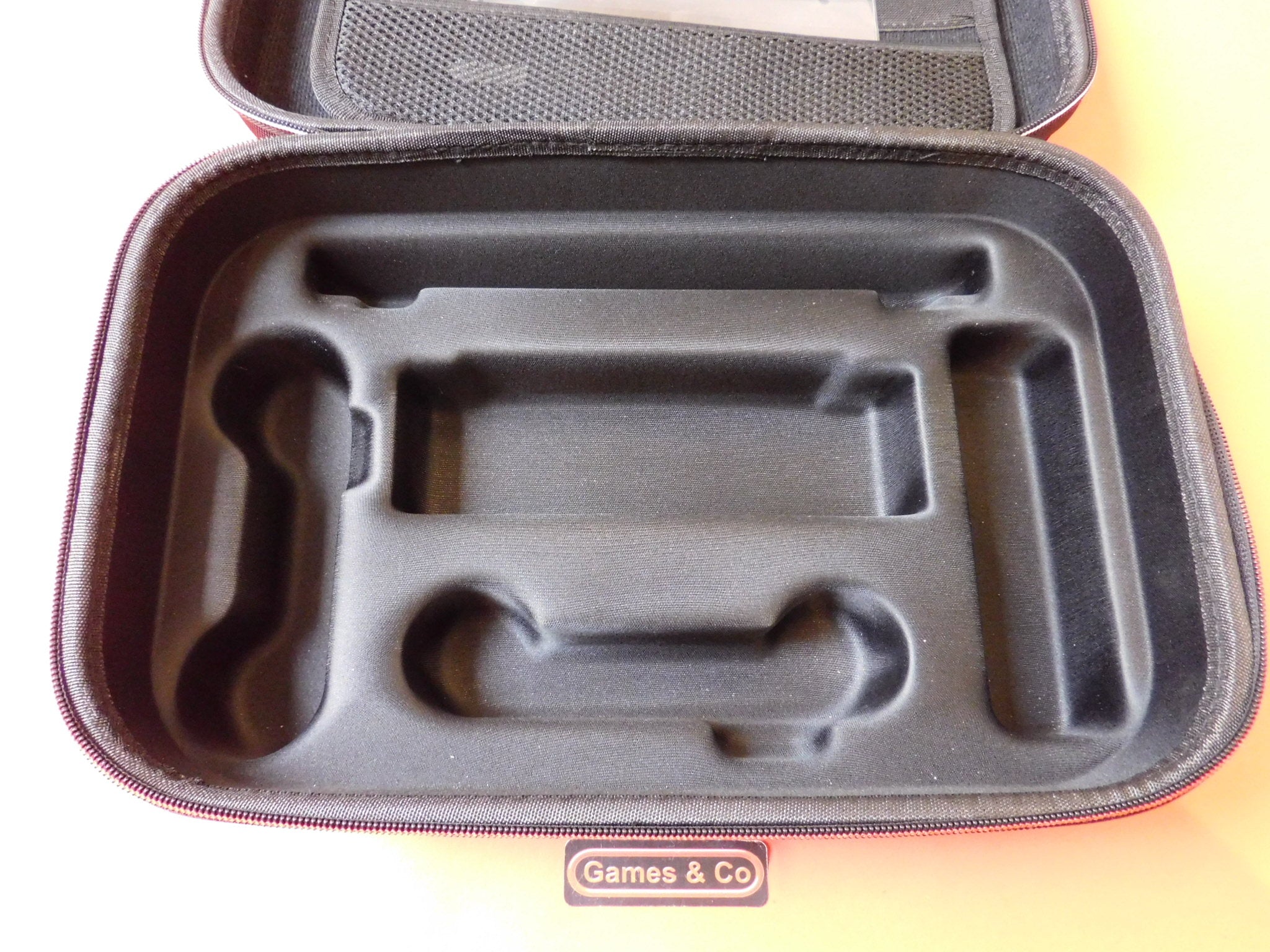 OPBERGKOFFER NINTENDO SWITCH