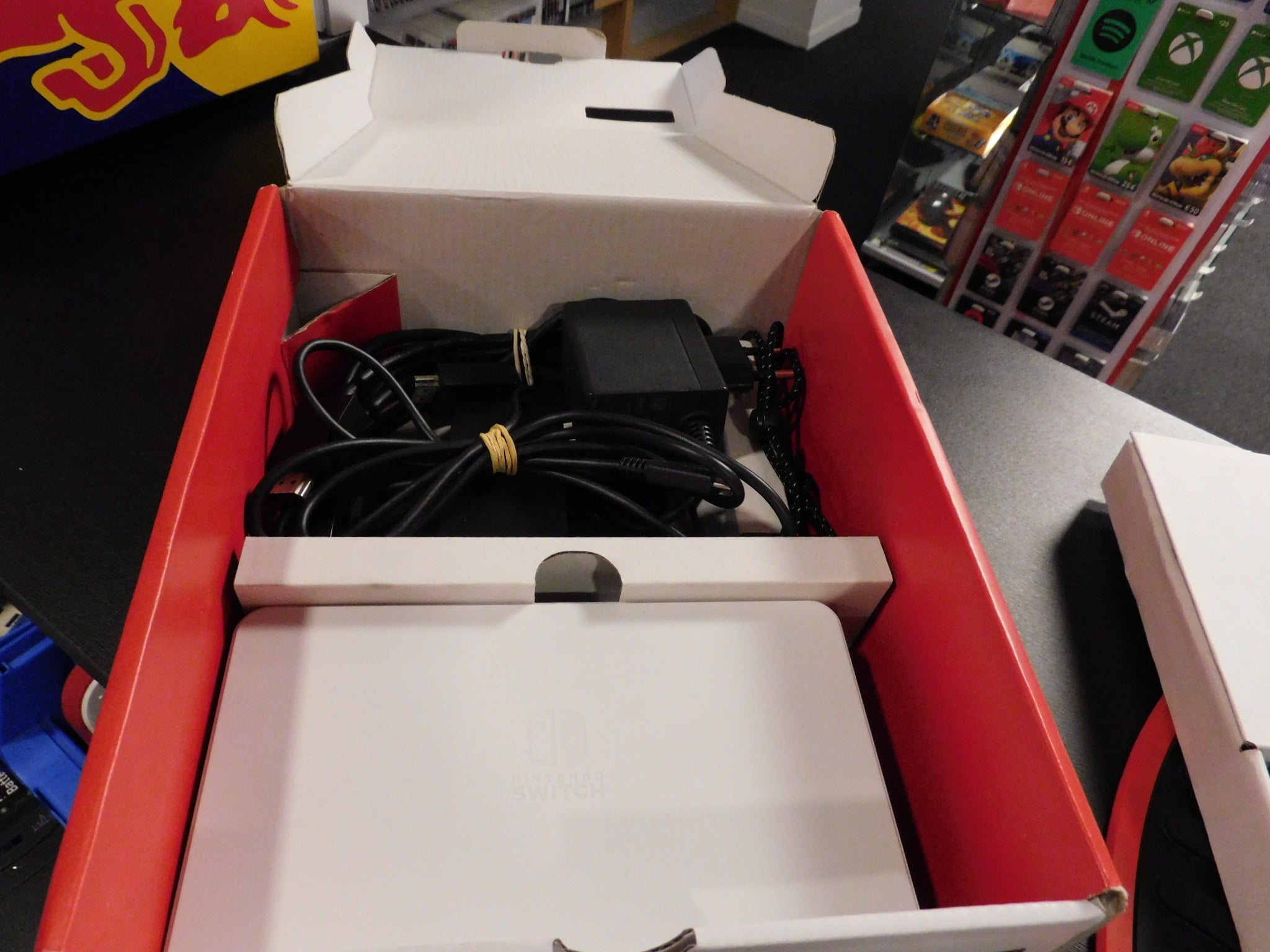 NINTENDO SWITCH  OLED   CONSOLE