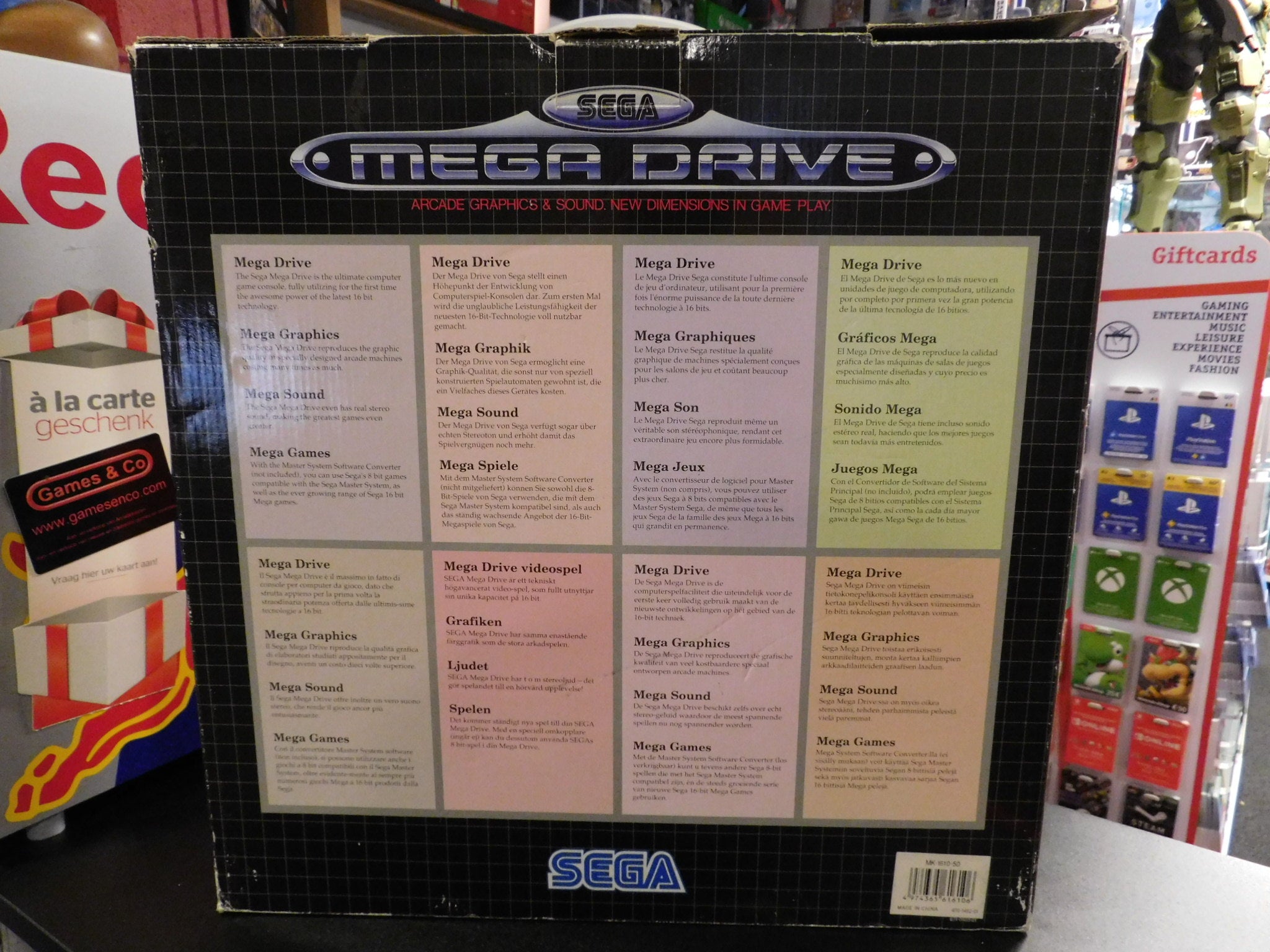 Sega Mega Drive I console SONIC BUNDLE