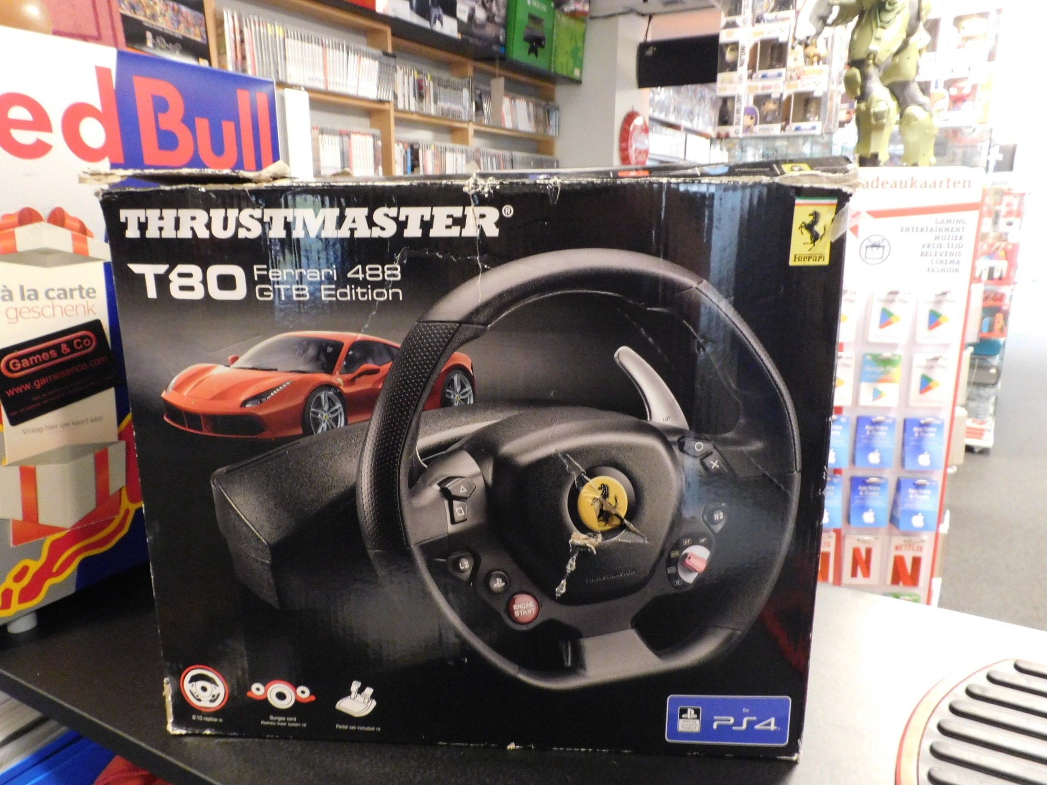 T80  STEERING WHEEL