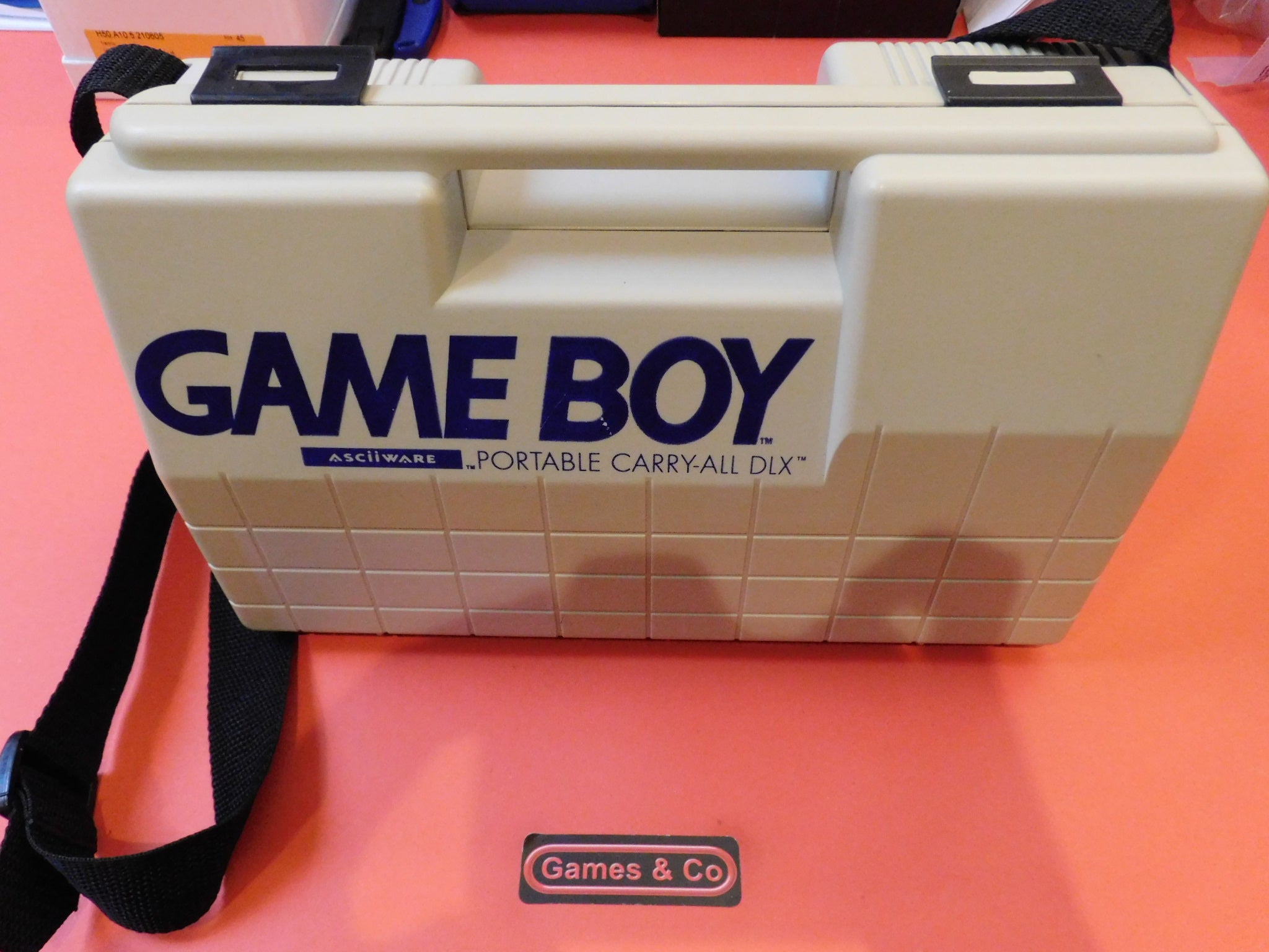 GAMEBOY HARDE PLASTIC OPBERGKOFFER