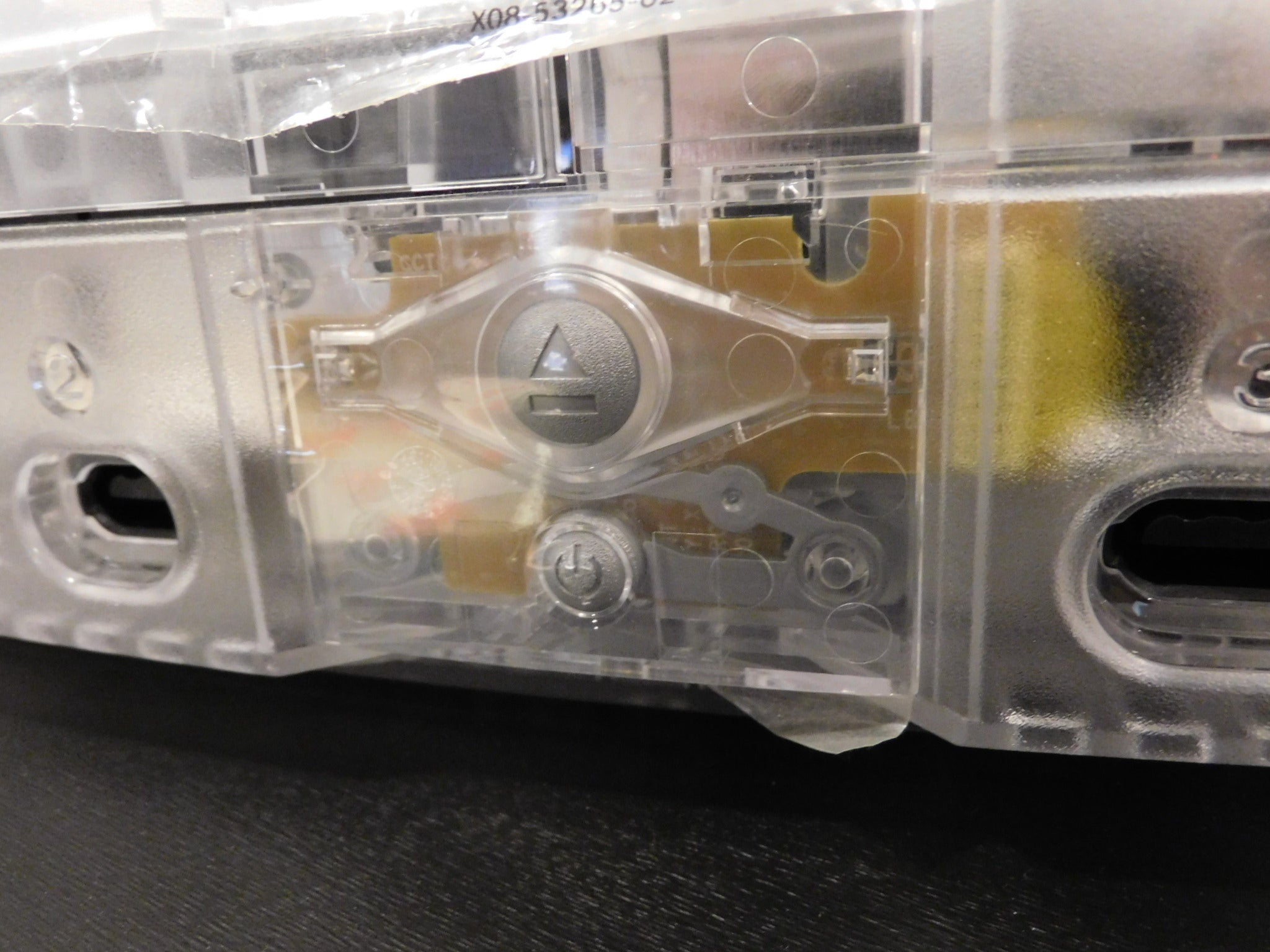 XBOX CLASSIC  CONSOLE LIMITED EDITION CRYSTAL VERSION (FOR DISPLAY ONLY)