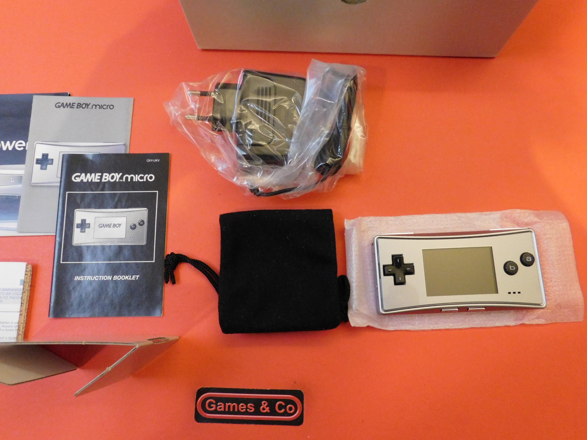 GAMEBOY ADVANCE MICRO  CONSOLE
